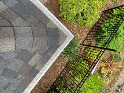 Eugene Residential Reroof Featuring Architectural Shingles and Micro-Mesh Gutter Guards