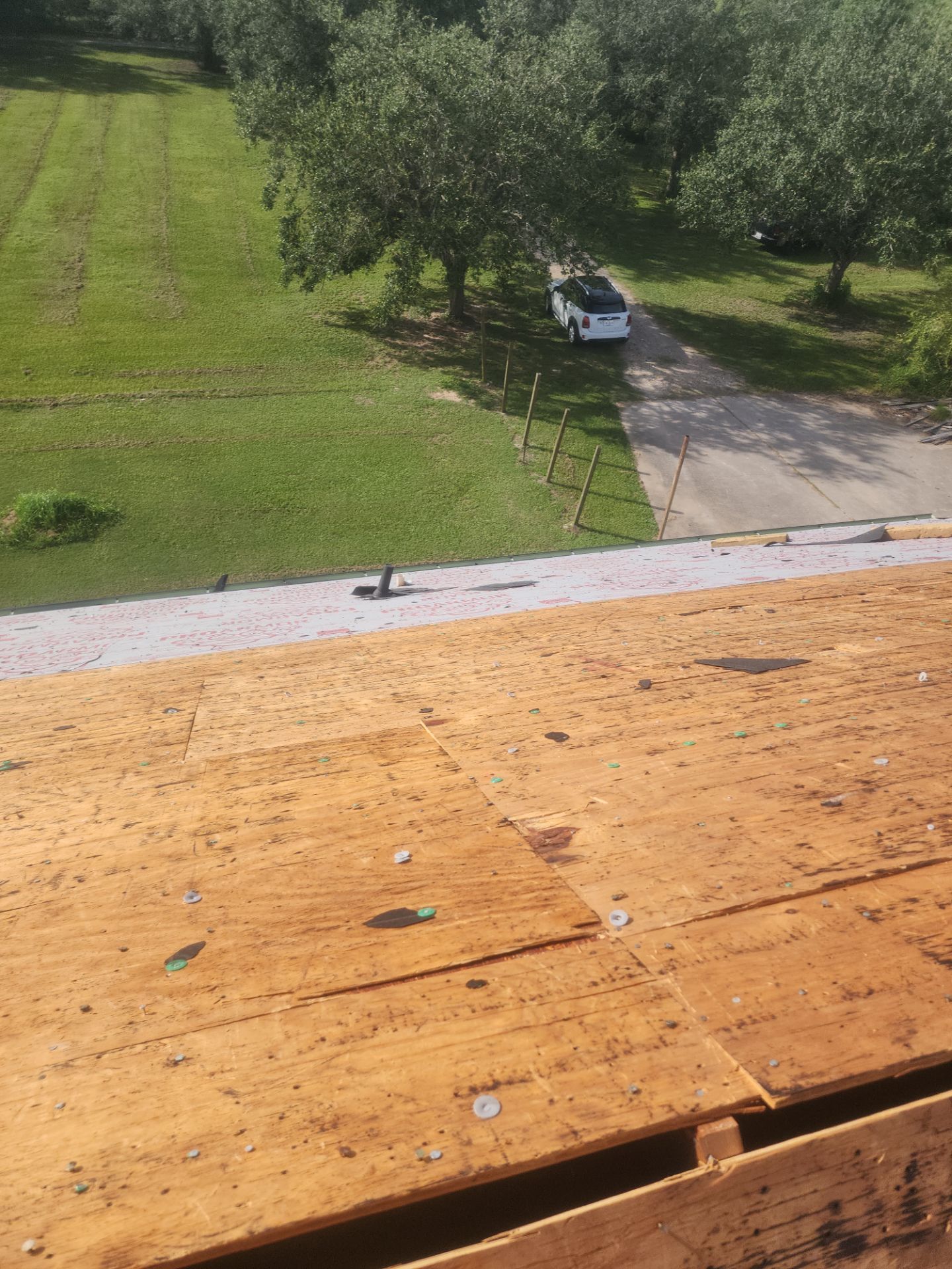 Residential Roofing Installation using Owen's Corning Duration (Lifetime) Shingles by Roof Repair Company