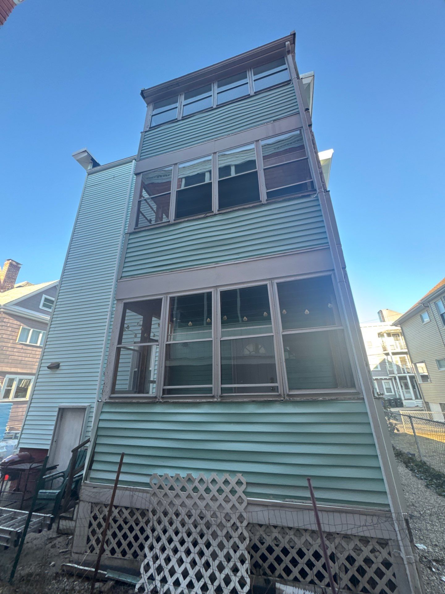 Tyee Siding  by Tyee Construction Corp