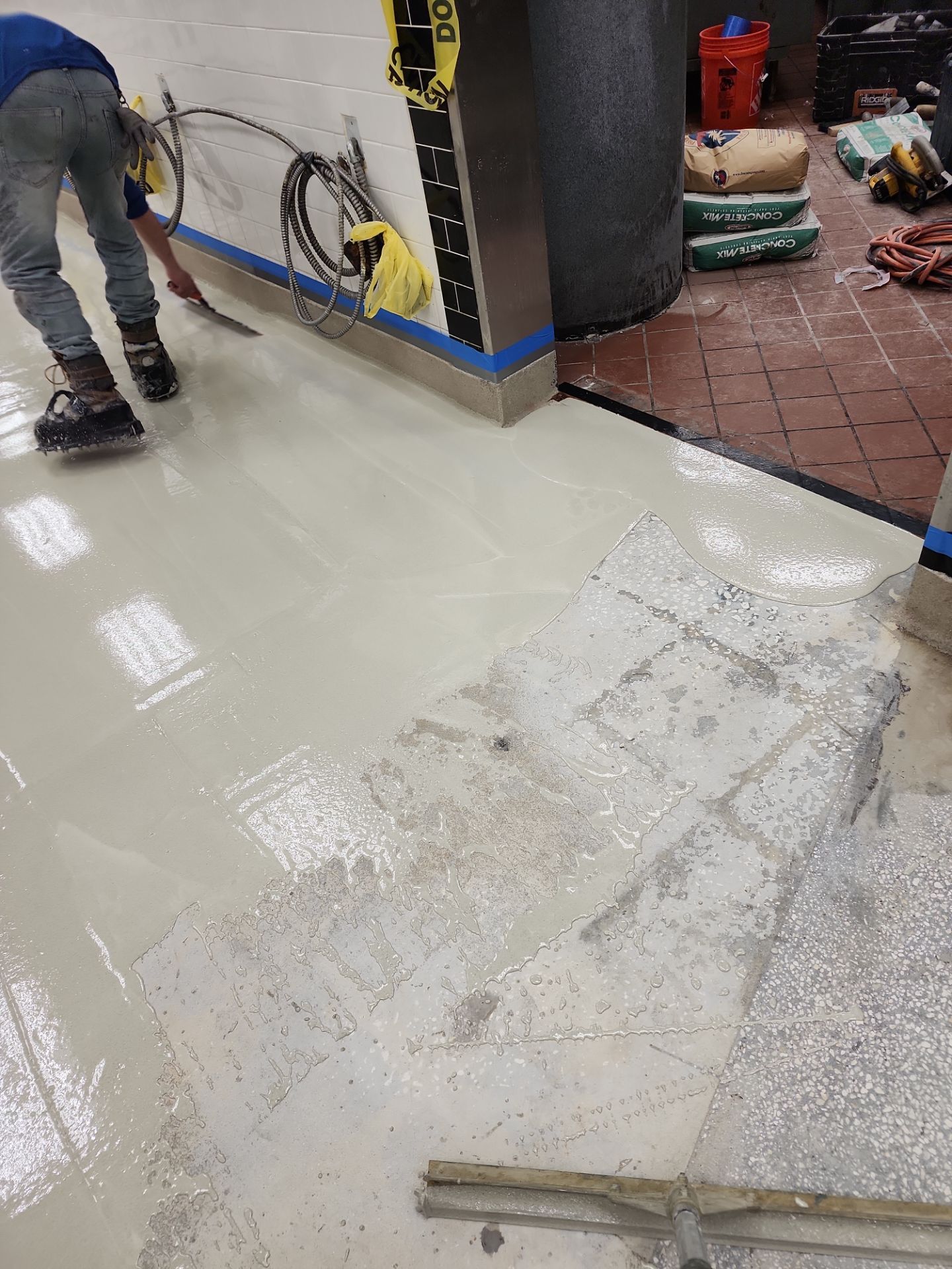 Fresco y Más Food Prep Area by Seamless Surfaces