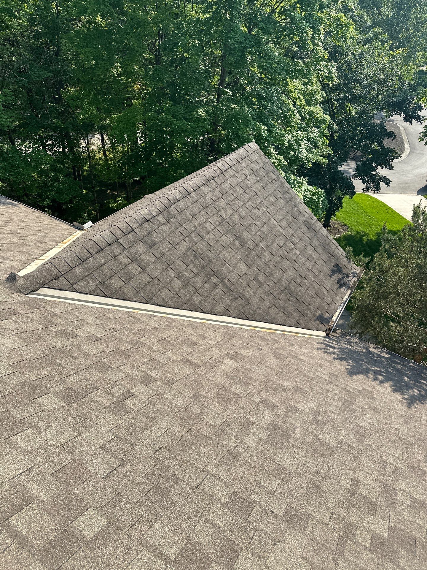 Certainteed Landmark Pro Weathered Wood by Assured Restoration