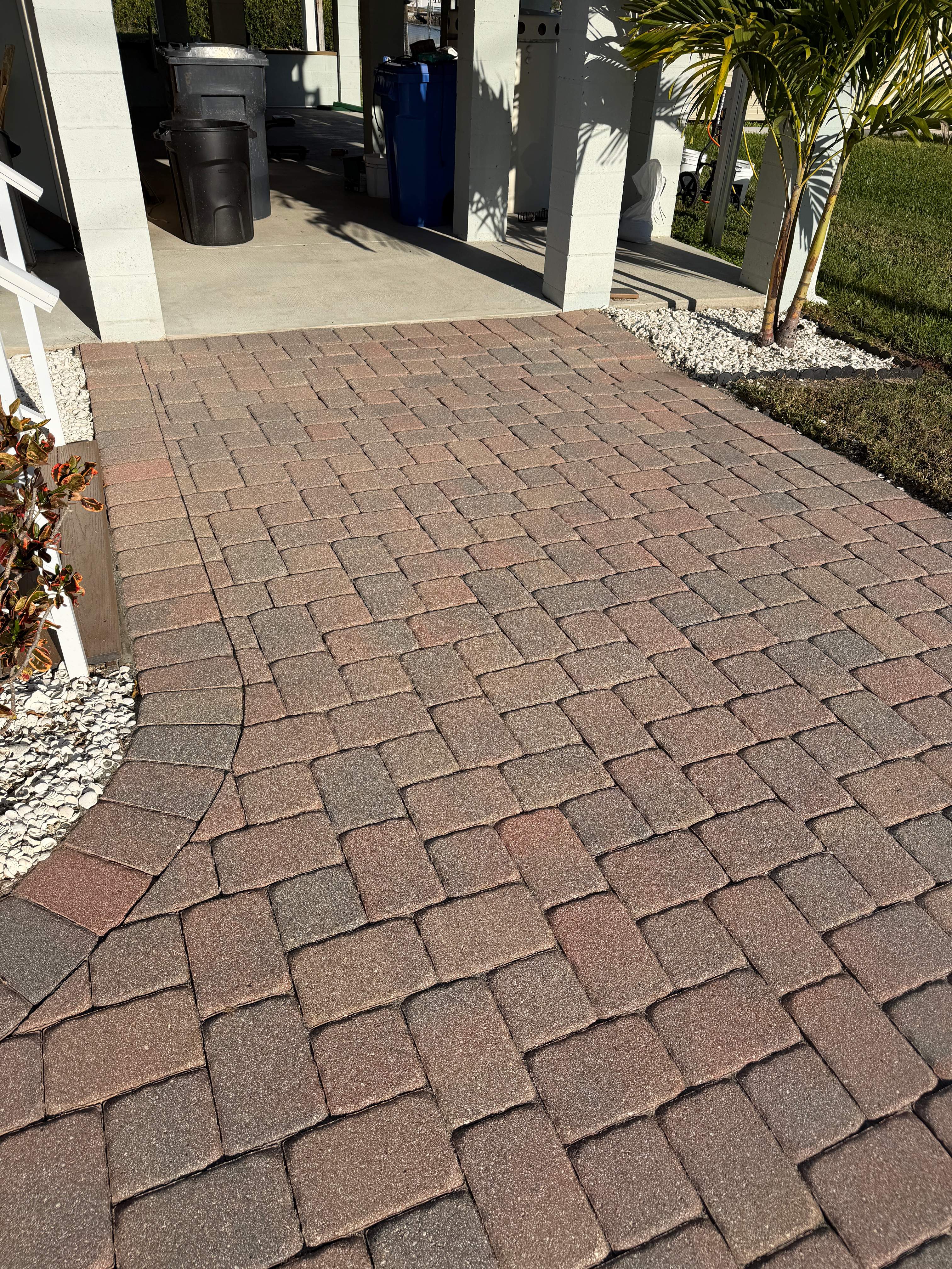 Multi-Toned Paver Driveway Cleaning and Sealing in Ruskin Florida by Supreme Paver Experts