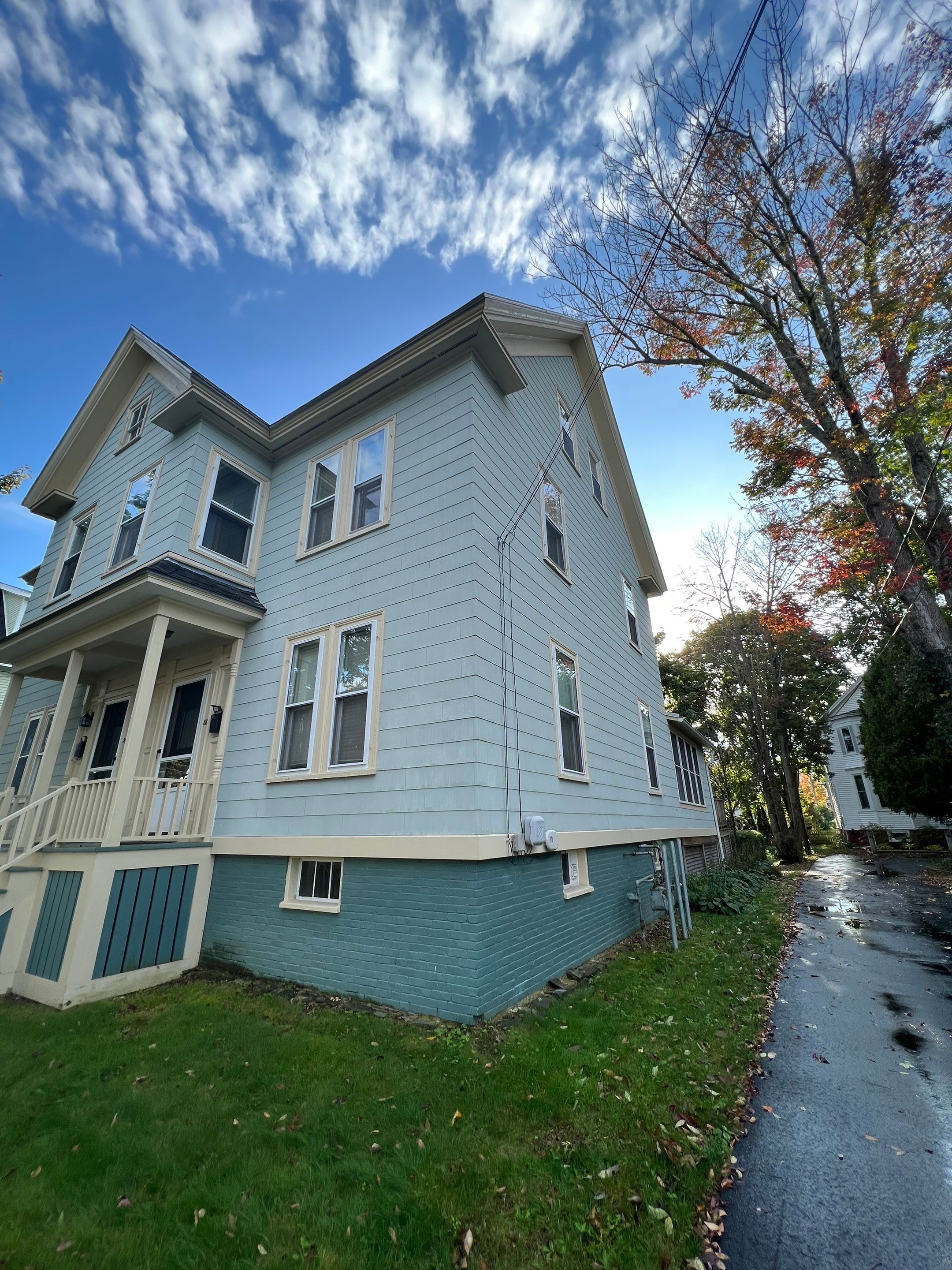 Portsmouth, New Hampshire - Siding Installation by Tall pine roofing