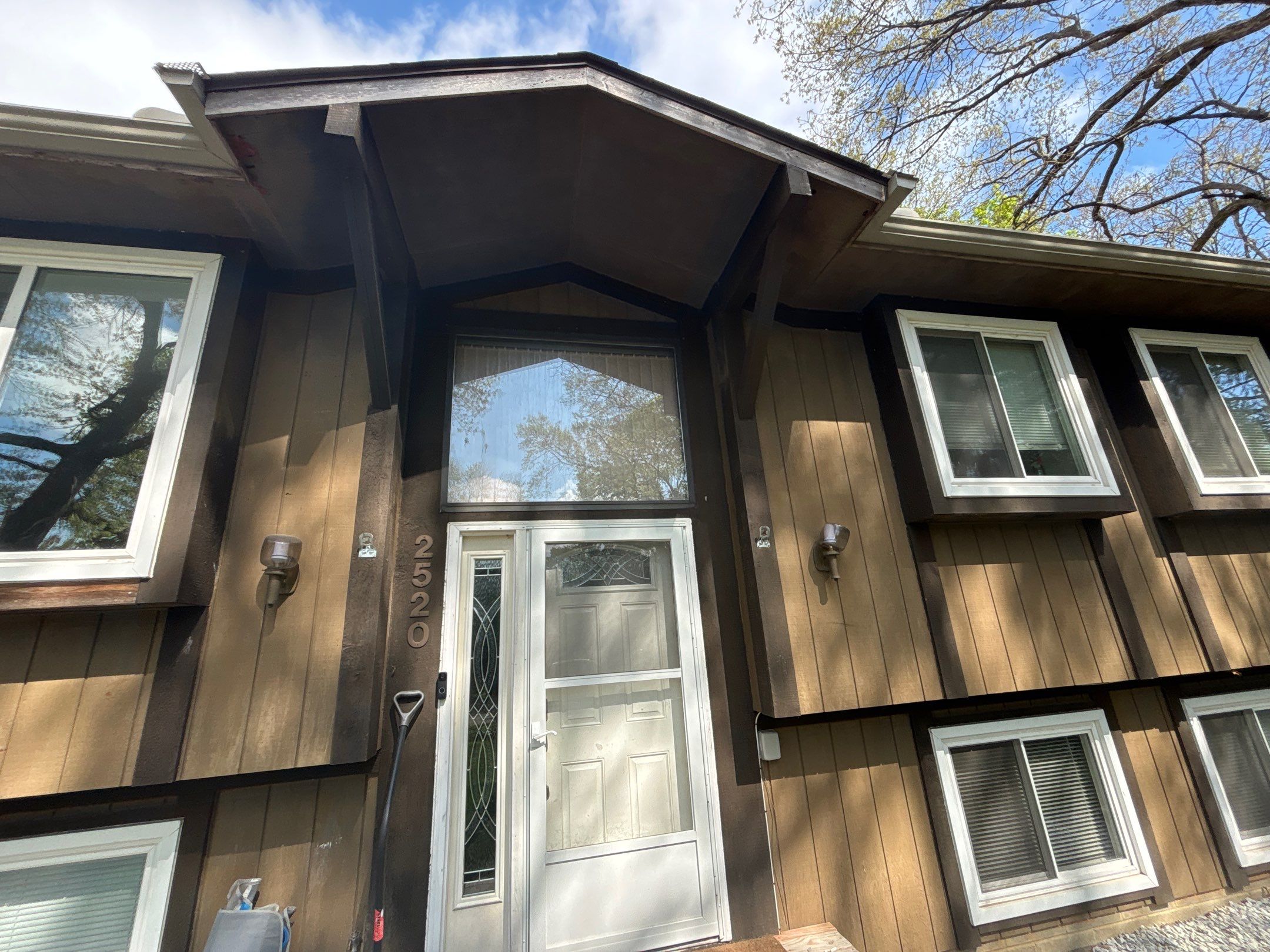 Siding Replacement using Alside D4 Odyssey-Plus Dutchlap Ageless Slate by 180 Contractors