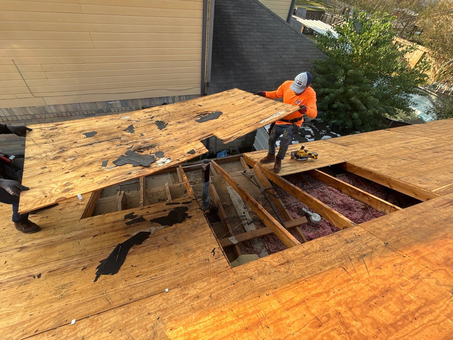 Roof Replacement in Ashcreek, Houston TX by Roof Repair Company