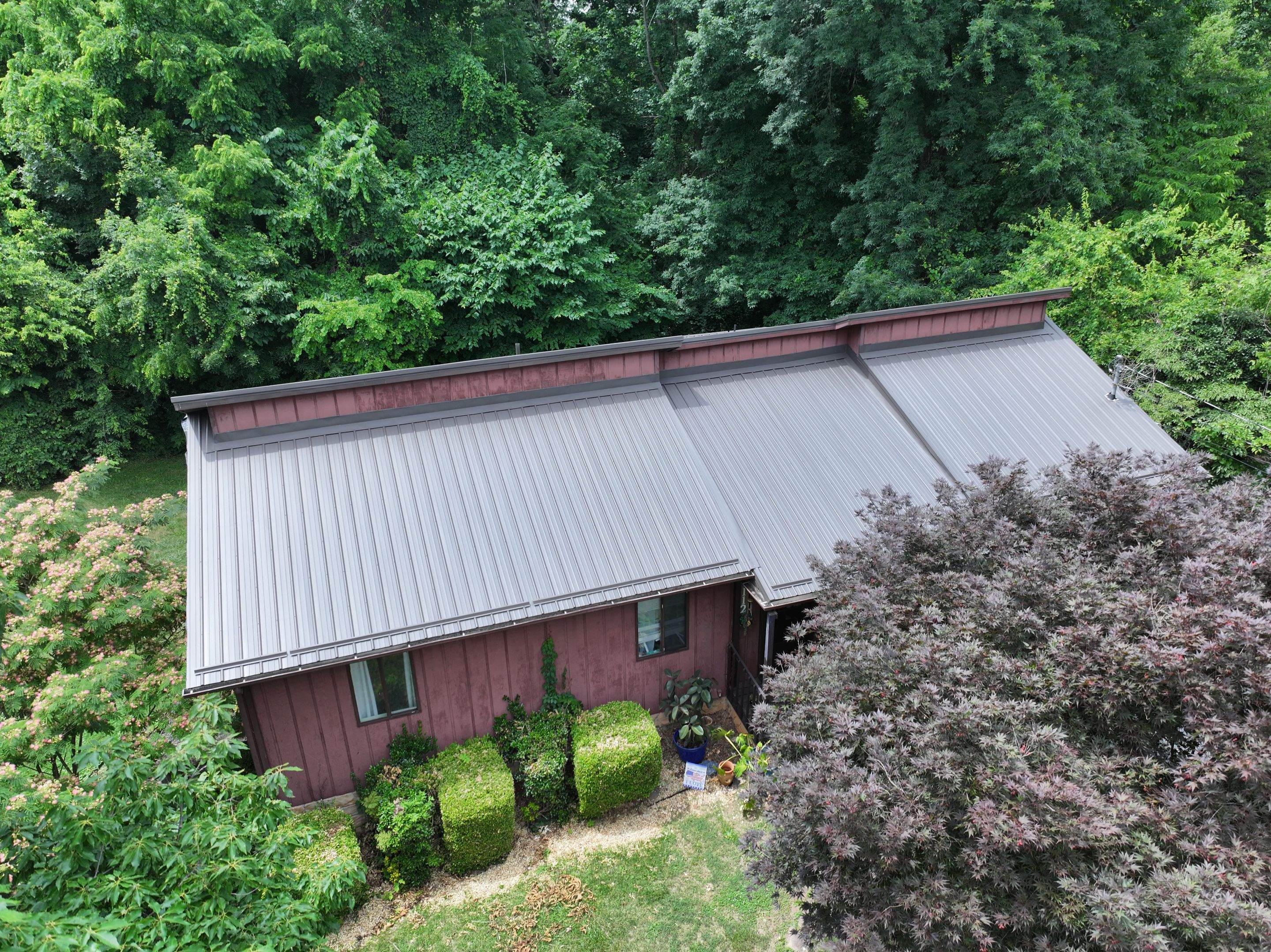Boggs Residence by Omnia Roofing