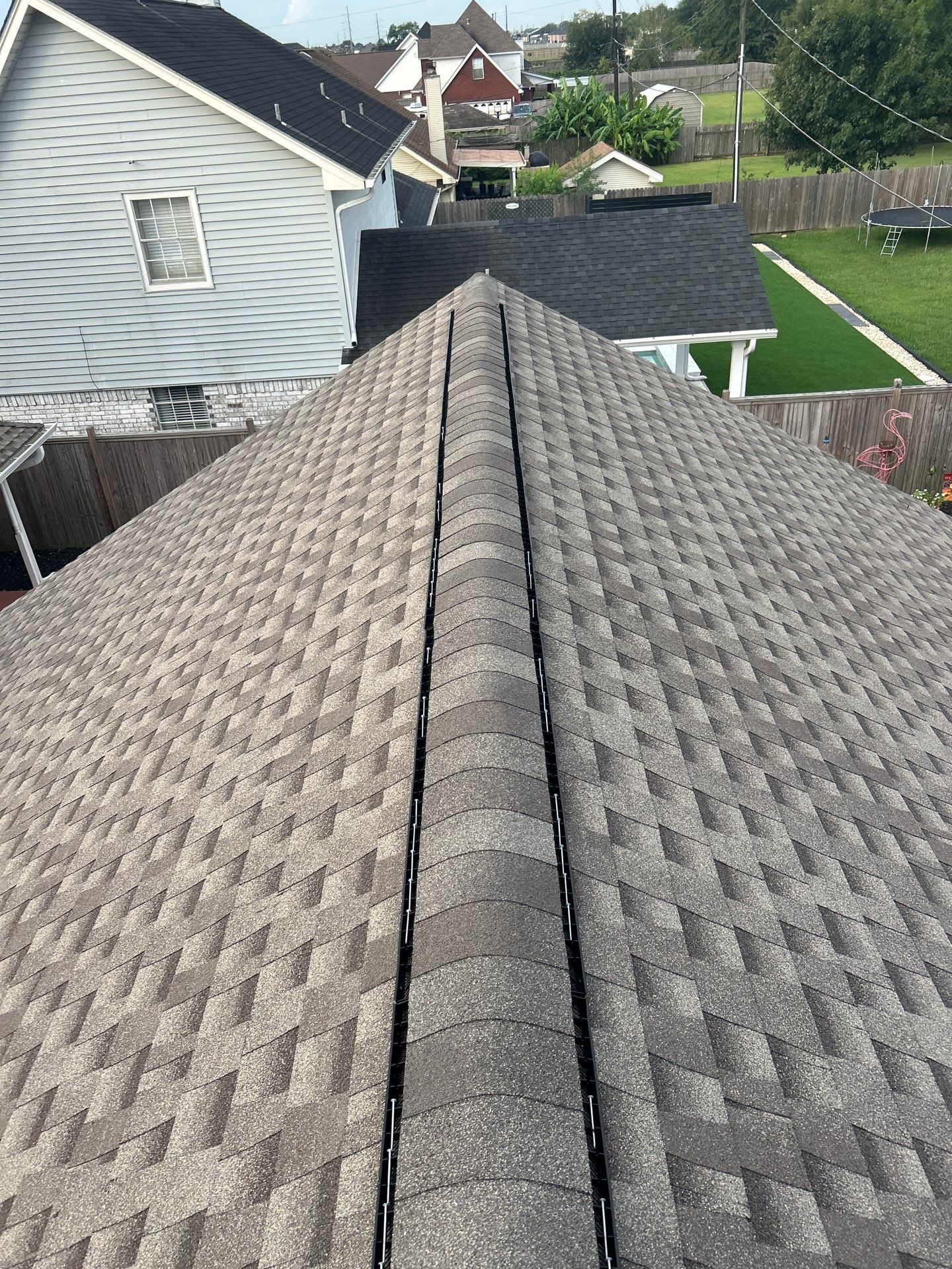 GAF HDZ - Weathered Wood by Elite Roofing LLC