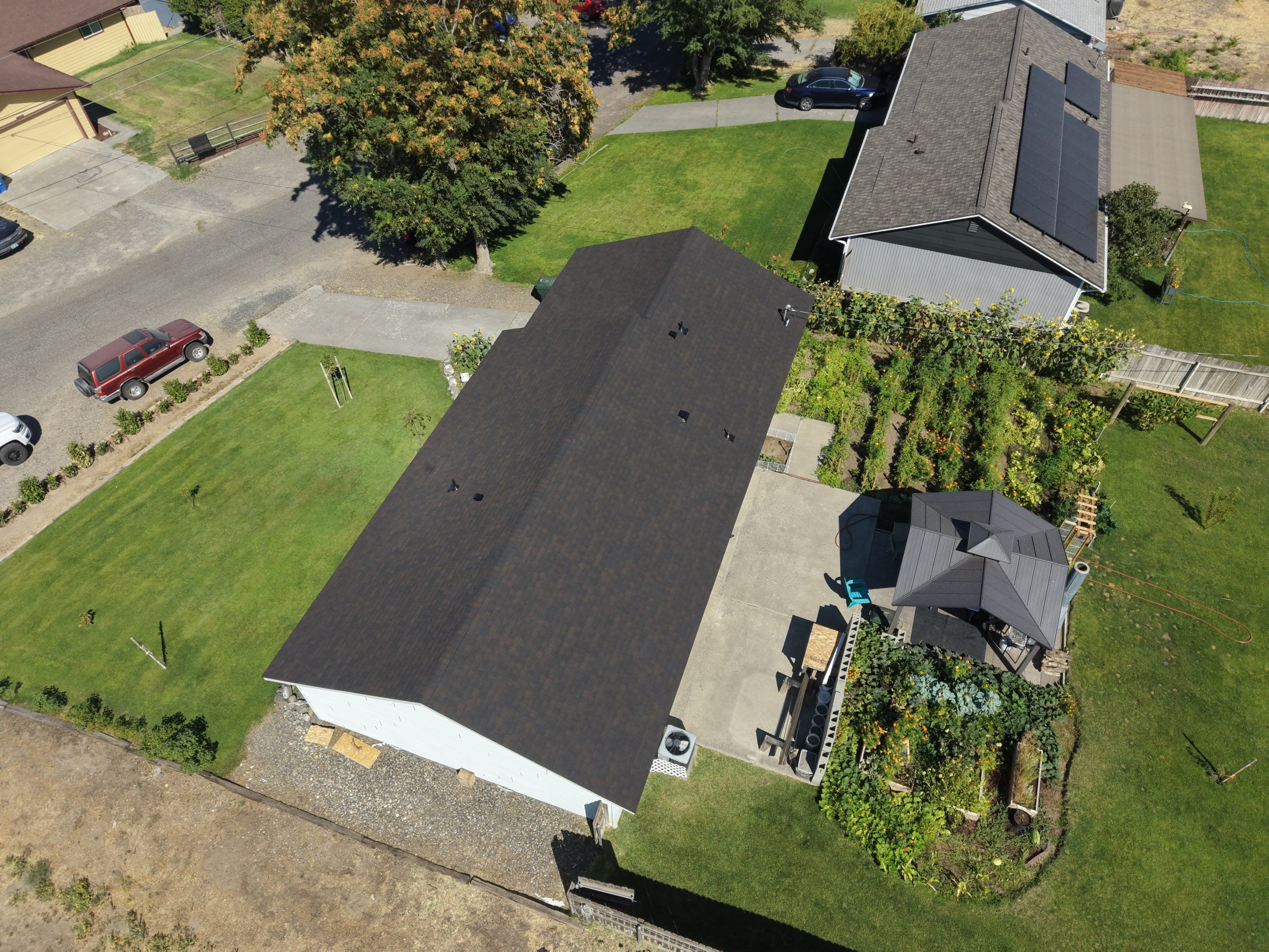 Residential Roofing Installation Featuring CertainTeed Landmark Pro Shingles in Umatilla by Alpine Roofing