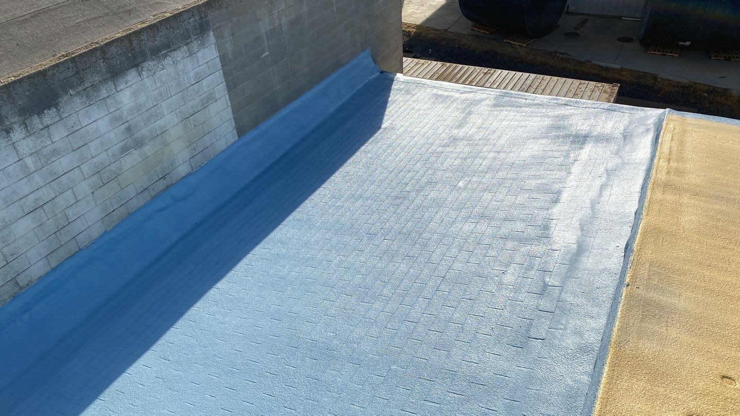 Spray foam and coatings using Polyurethane spray foam by Straight Edge Roofing Inc