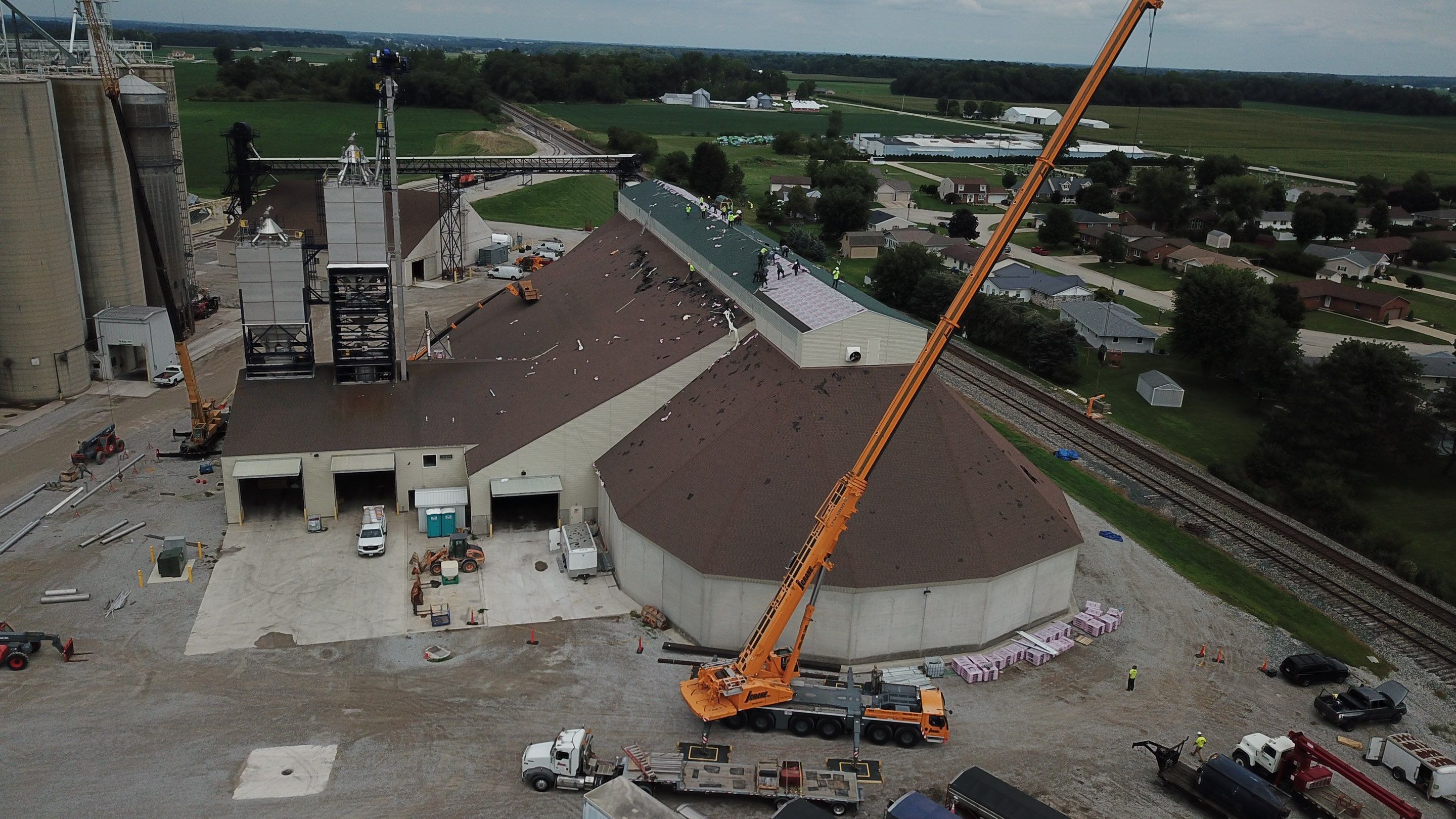 Commercial Roofing Installation using Duration Series Shingles - Chateau Green  by RoofX 