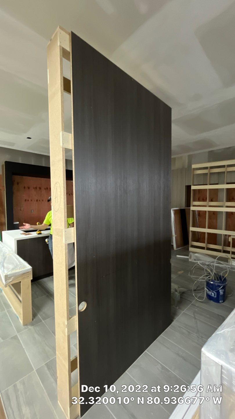 Construct Living Kitchen by Geaux 2 Guy, LLC