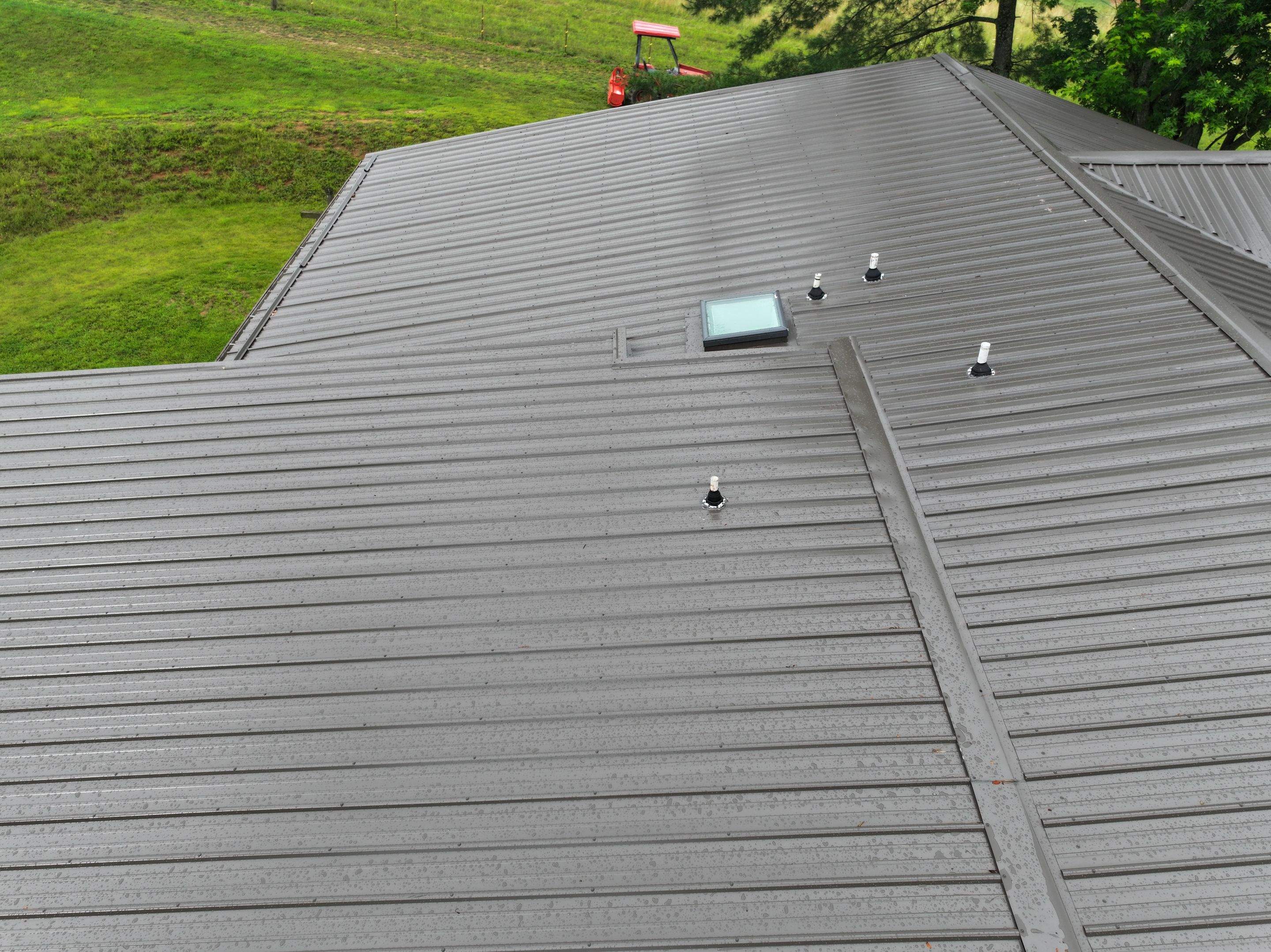 Miller Residence by Omnia Roofing