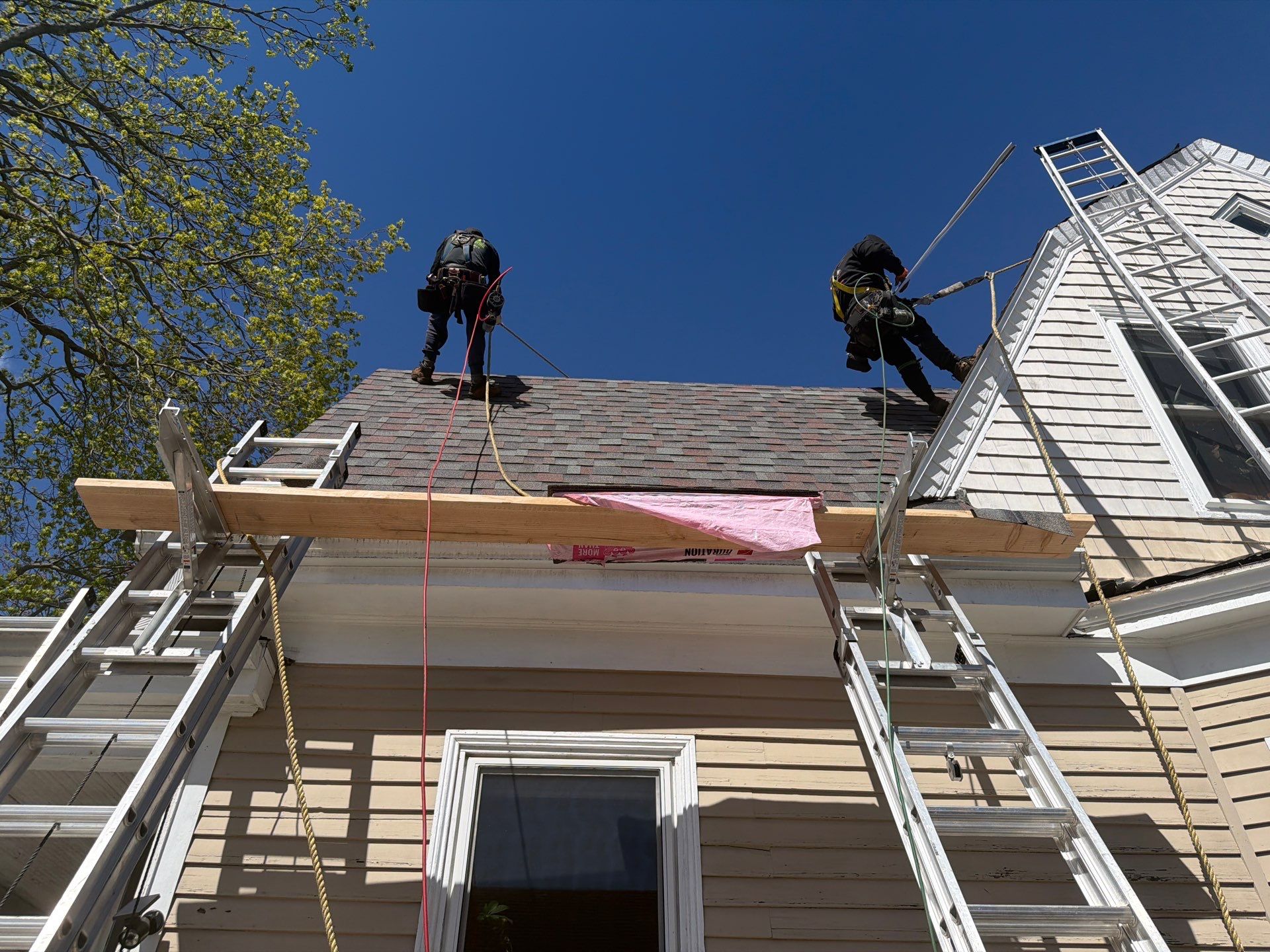 Portland Residential Roof Replacement with New Asphalt Shingles by Tall pine roofing
