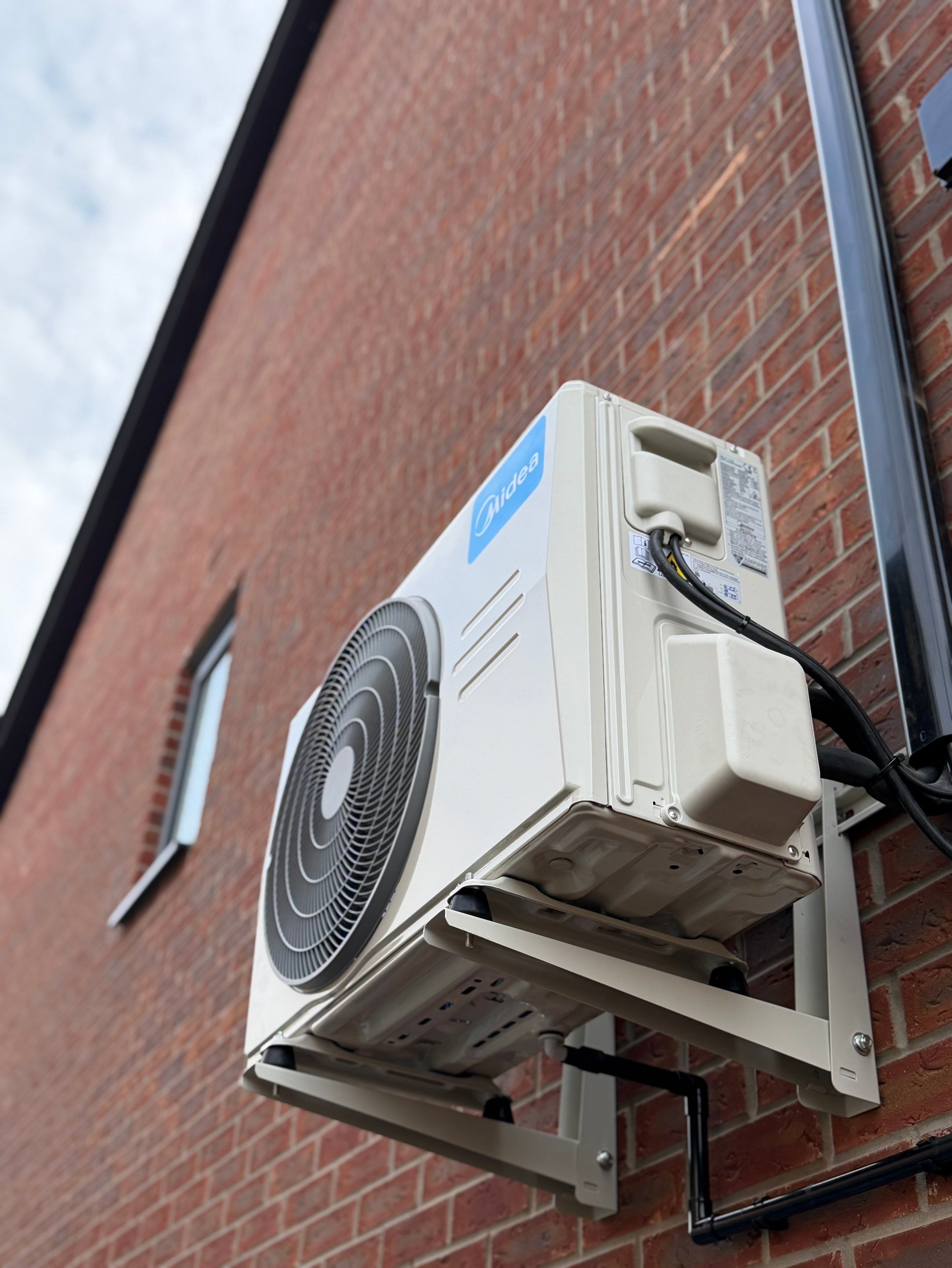 🔥❄️ Latest Air-to-Air Heat Pump Installation ❄️🔥 by Elite Services Group Ltd