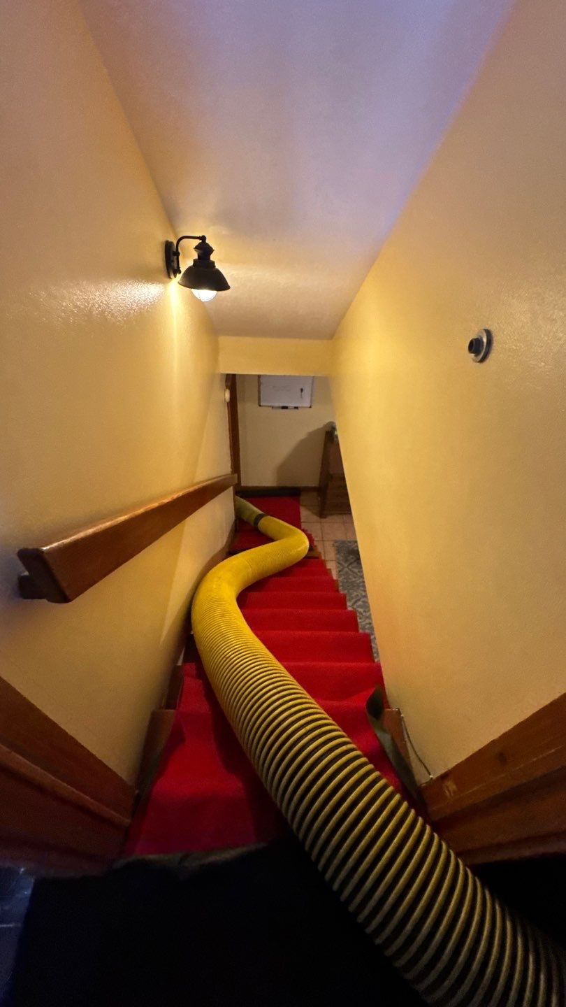 Extremely Dirty Air Duct Cleaning in Fruitland Park by Hygienic Air, Inc