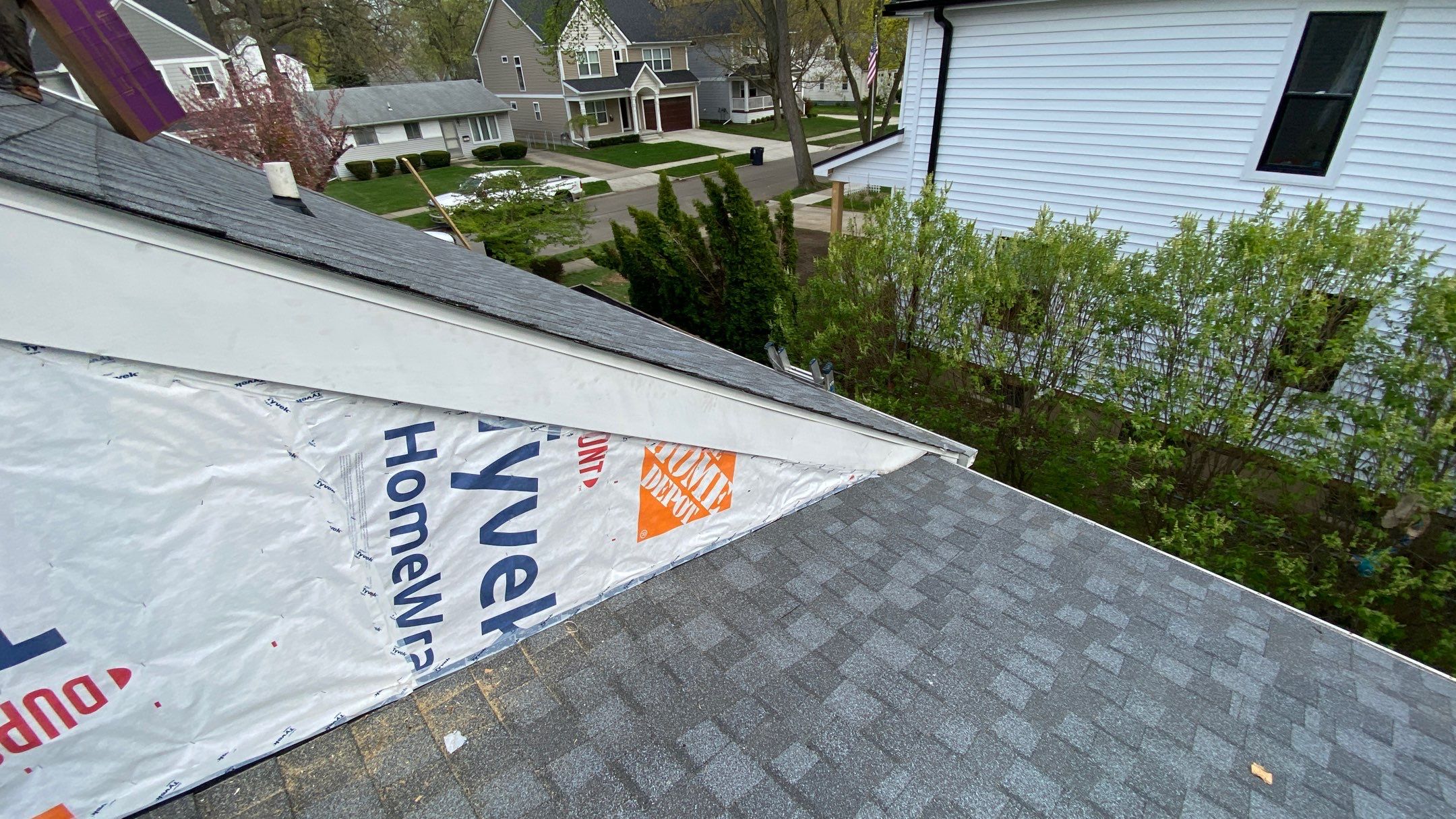 Roof Replacement using CertainTeed Landmark by 180 Contractors