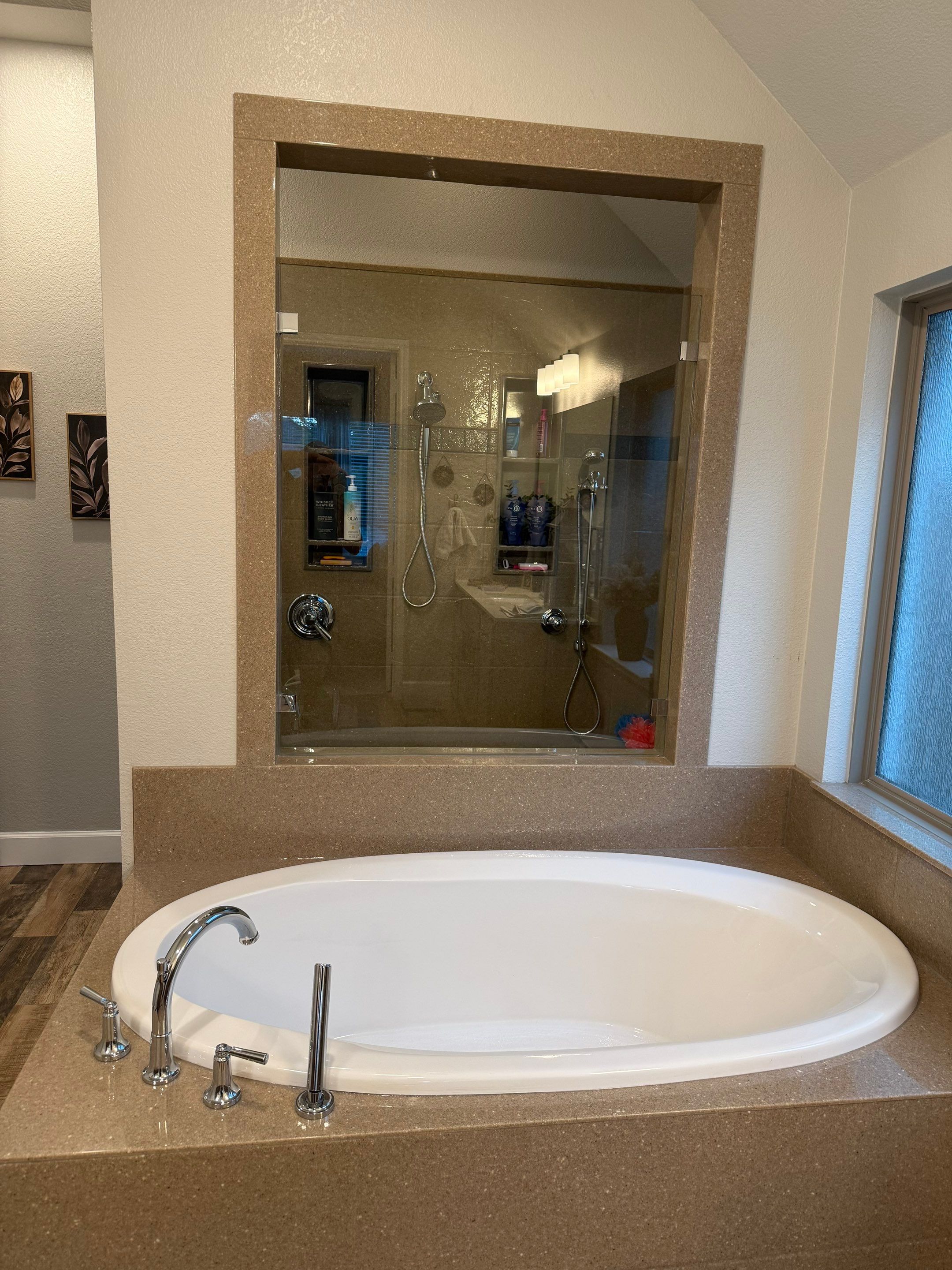 Master Bath (Onyx Collection) by New Bath Technologies