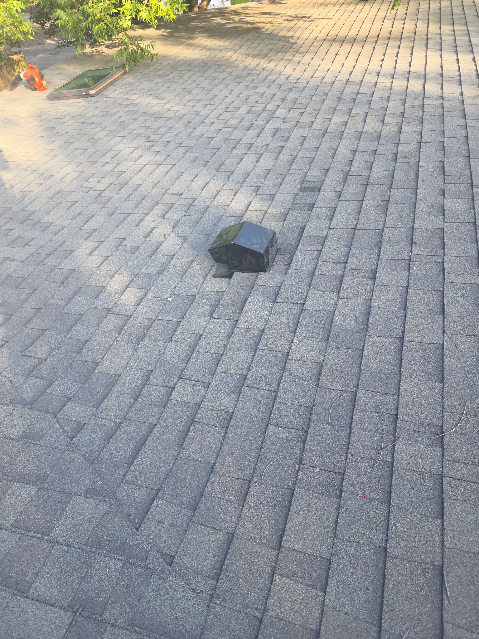 New skylights and a clean roof by REPS OF TEXAS