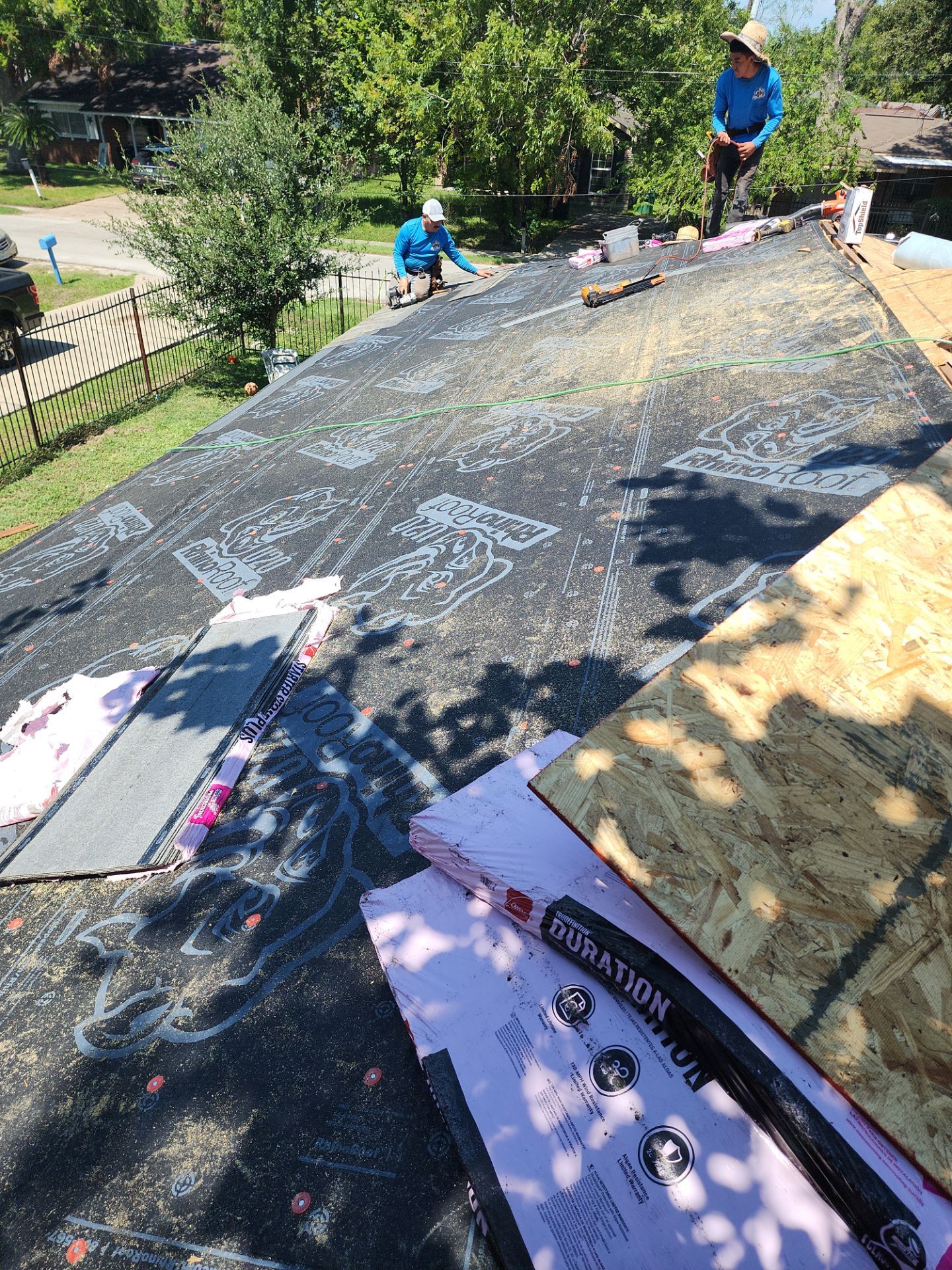 Residential Roofing Installation using Owen's Corning Duration (Lifetime) Shingles by Roof Repair Company