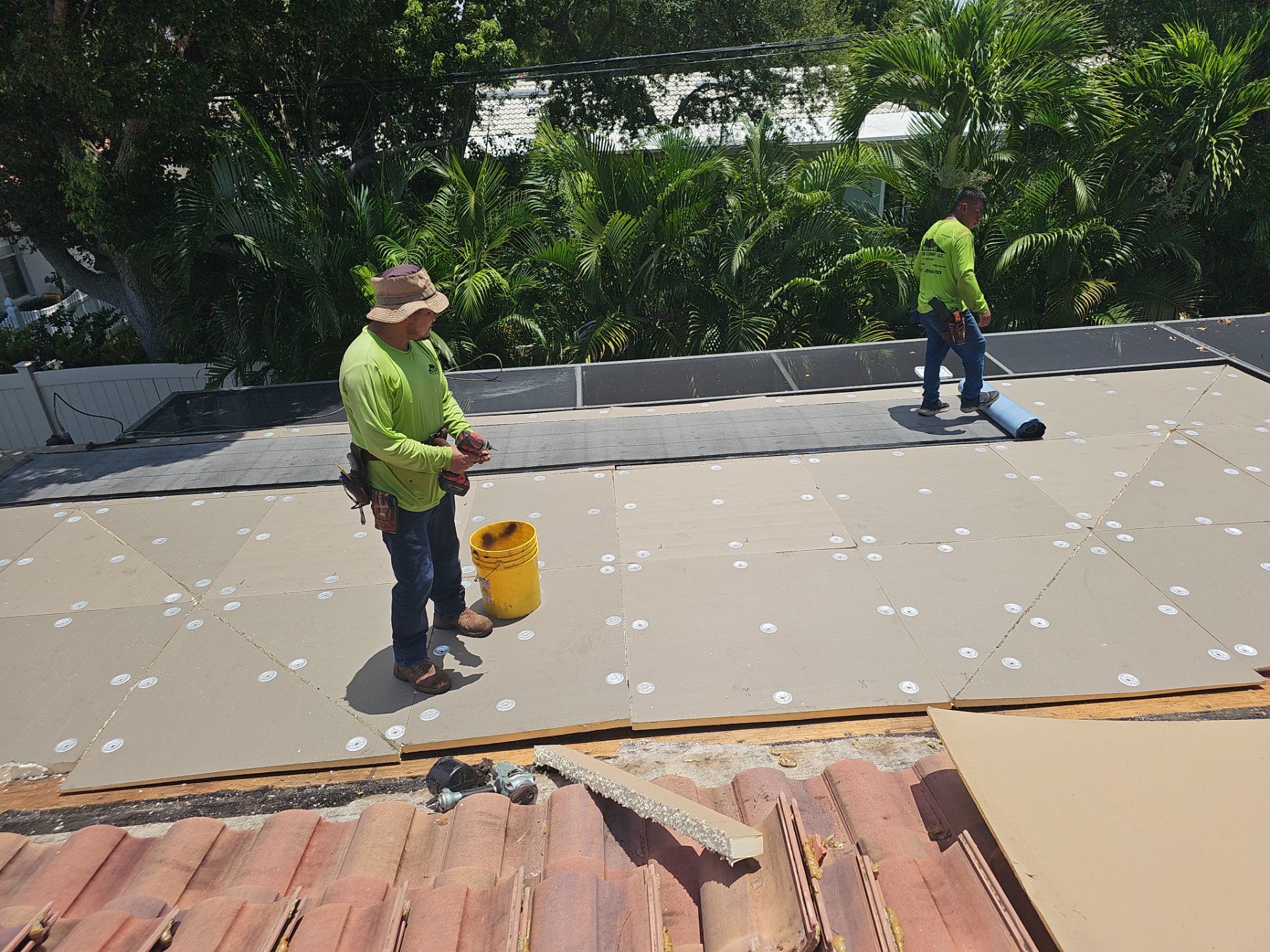 Project in Largo 33774 by Mitchell Roofing Company LLC 