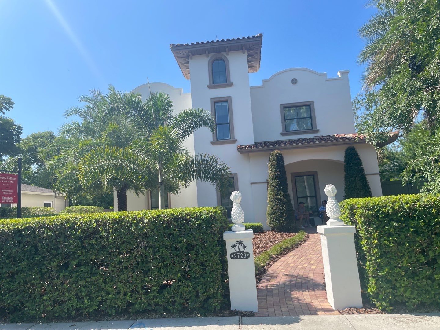 Residential Flat Roof Membrane and Tile Accents in Winter Park by Tip Top Roofing Co., Inc.