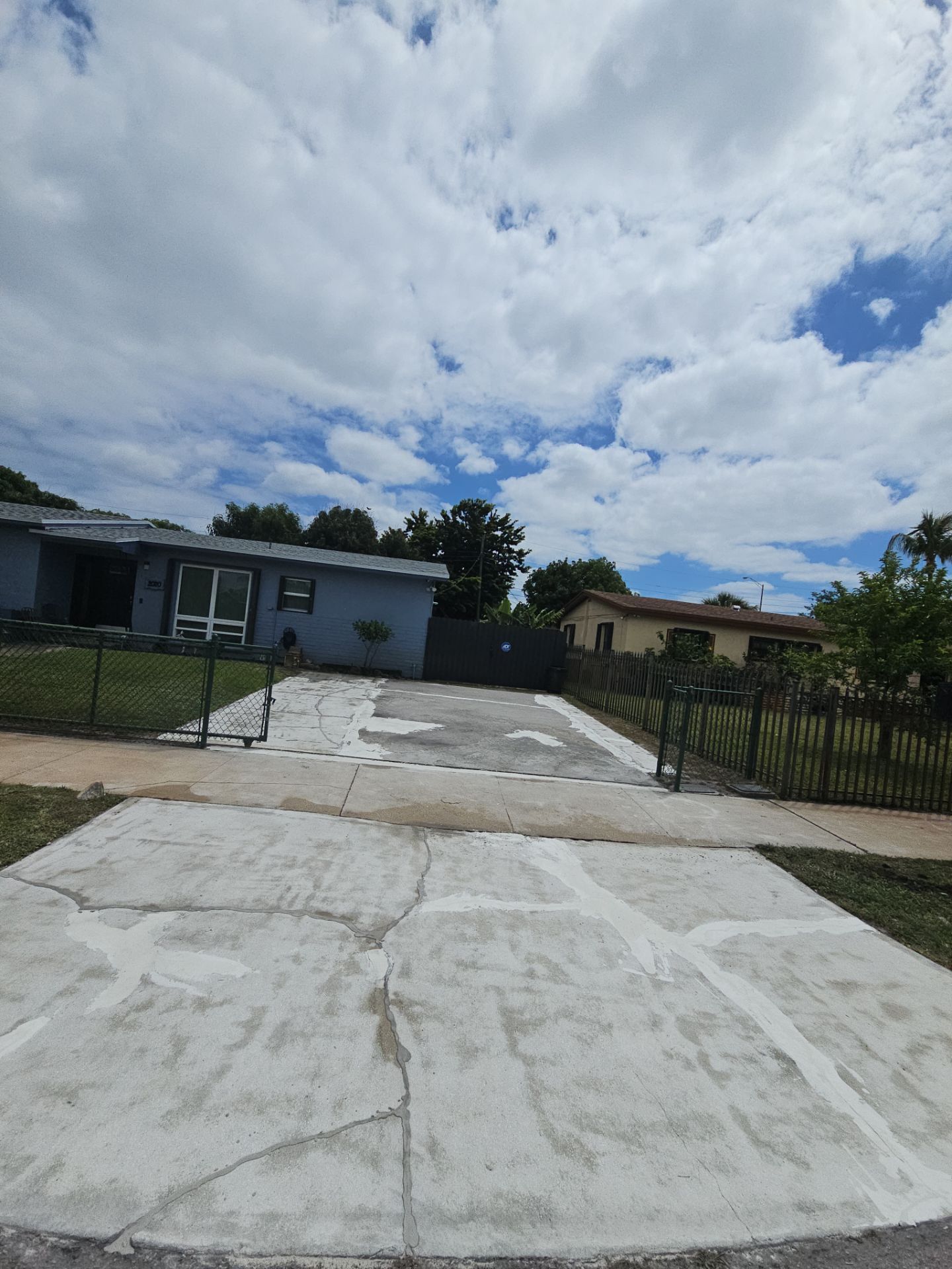 Painted Driveway by Seamless Surfaces