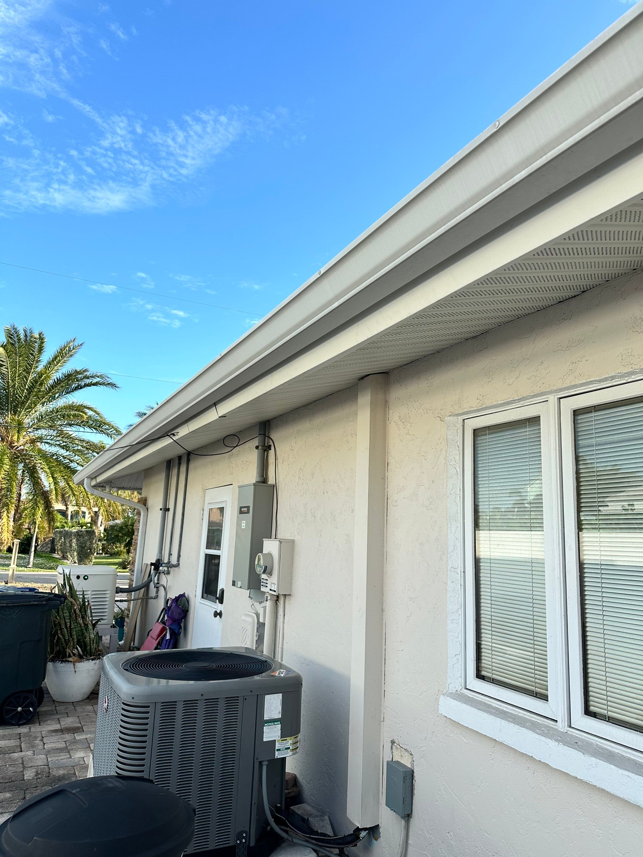 Soffit and Fascia Installation in Sarasota FL by Gutter Professors