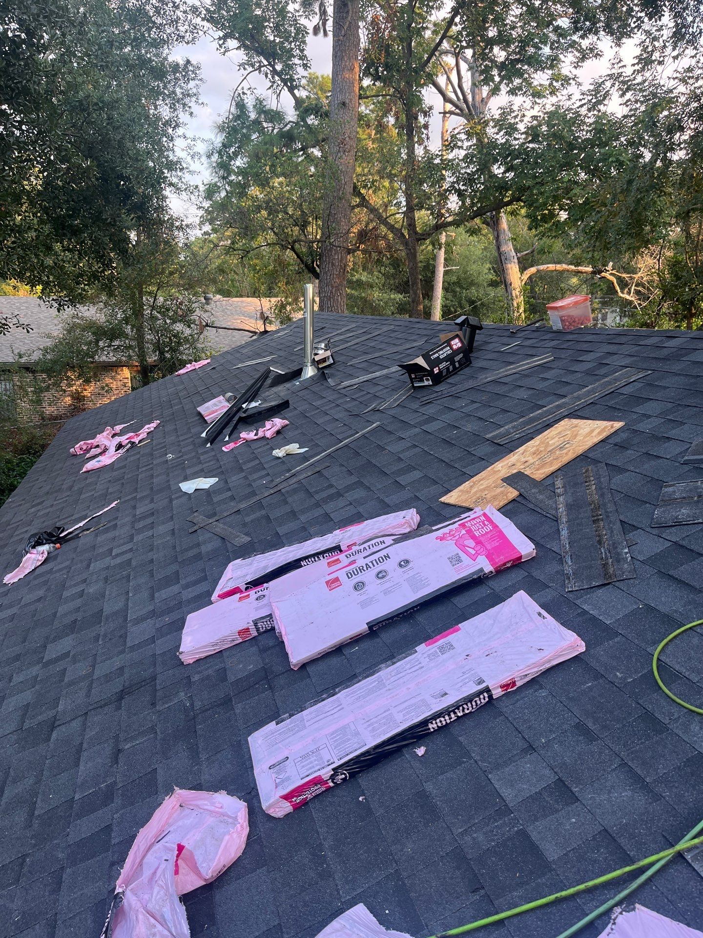 Residential Roofing Installation using Owen's Corning Duration (Lifetime) Shingles by Roof Repair Company