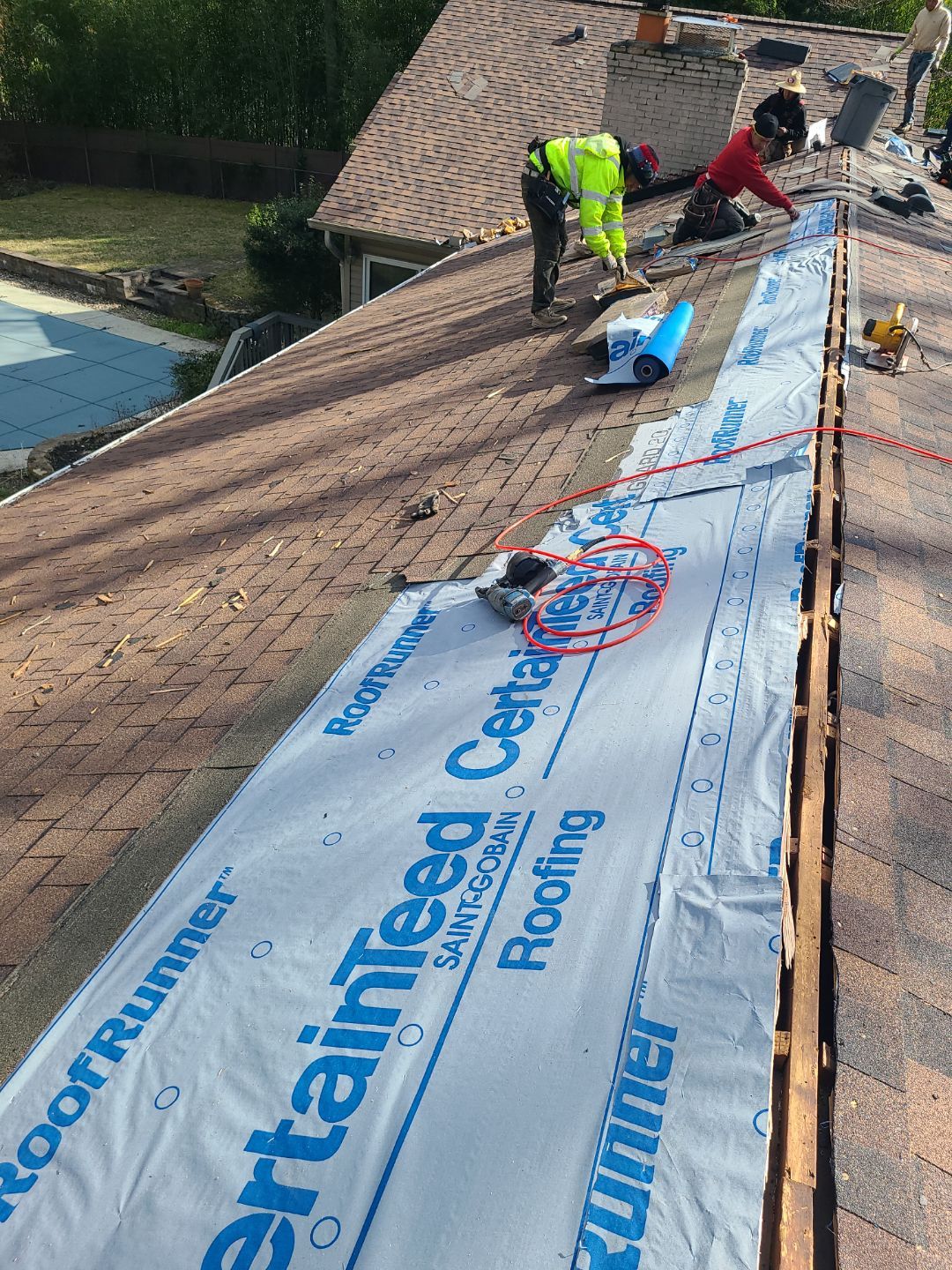 Fairfax: Residential Roof Replacement with CertainTeed Landmark Pro in Max Def Burnt Sienna by RM Banning, Inc.