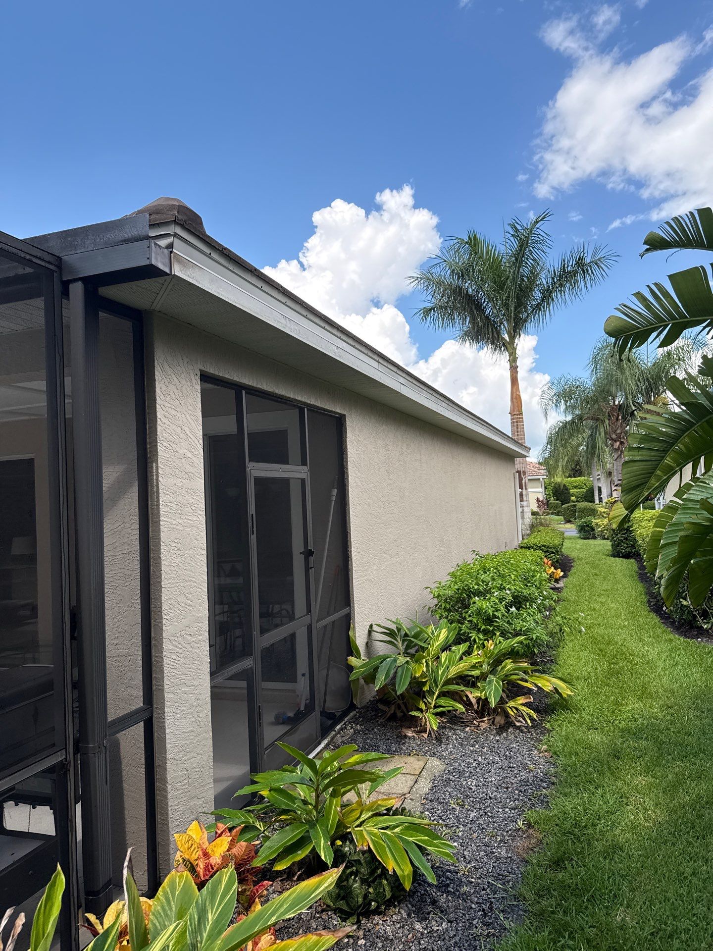 Gutter Repair and Realignment in Lakewood Ranch FL by Gutter Professor by Gutter Professors