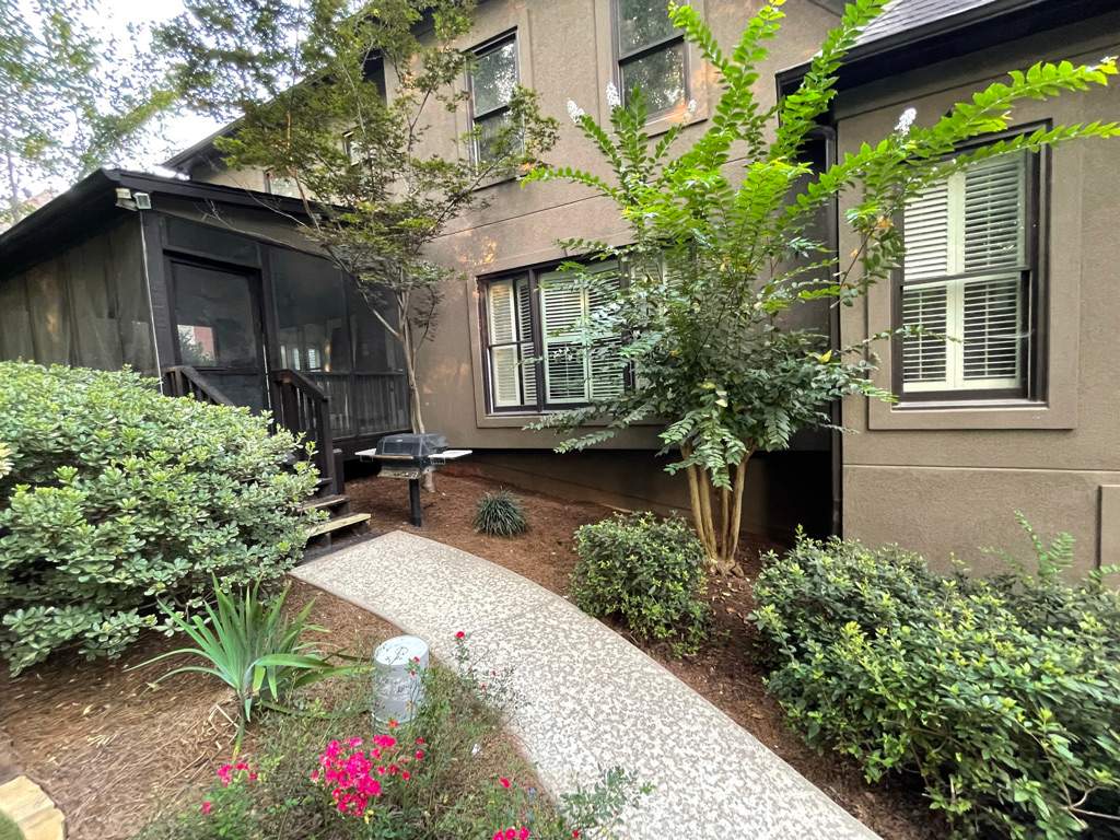 Lake Crest Porch by Pillar and Pine