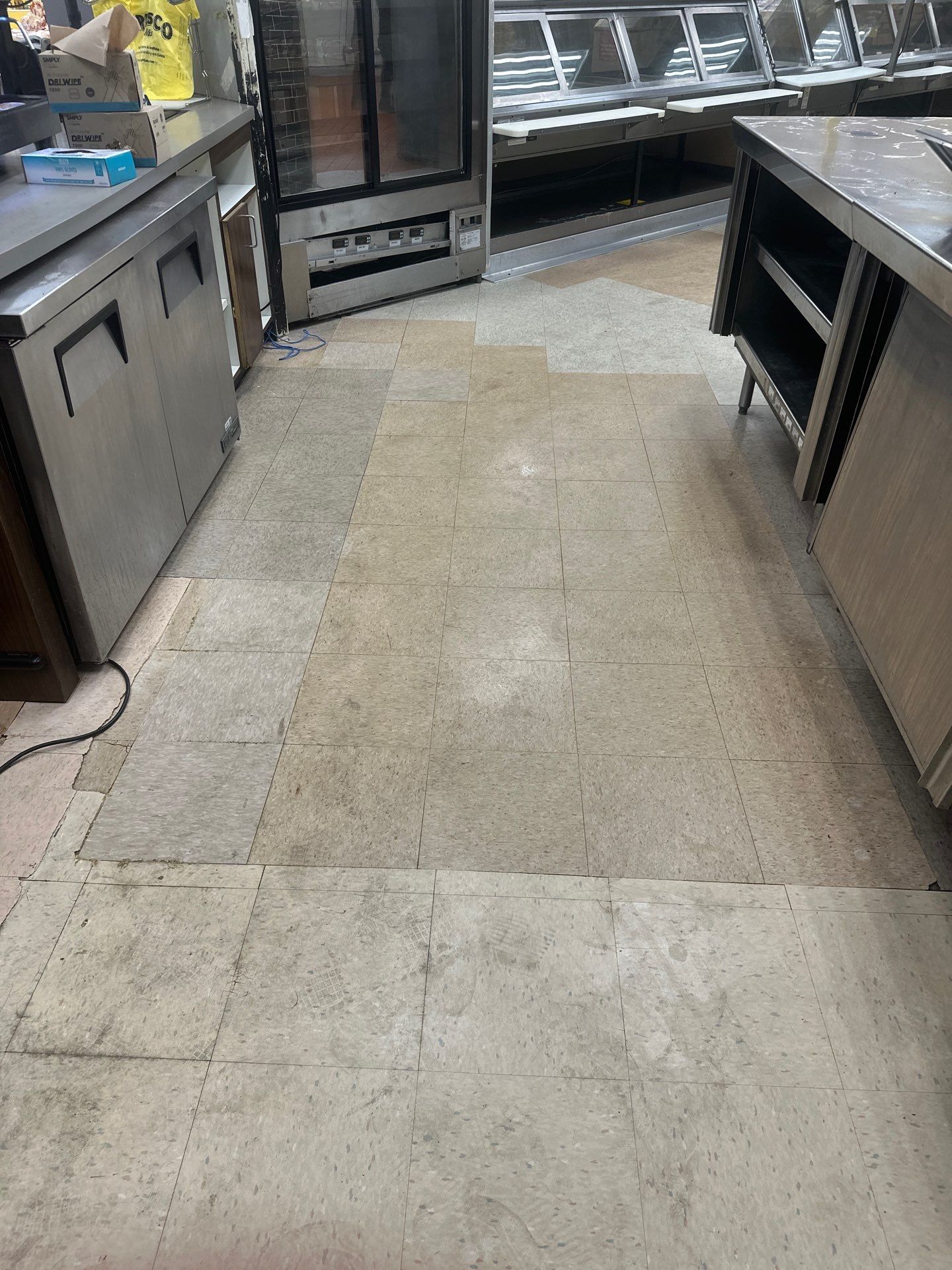 Fresco y Más Food Prep Area by Seamless Surfaces