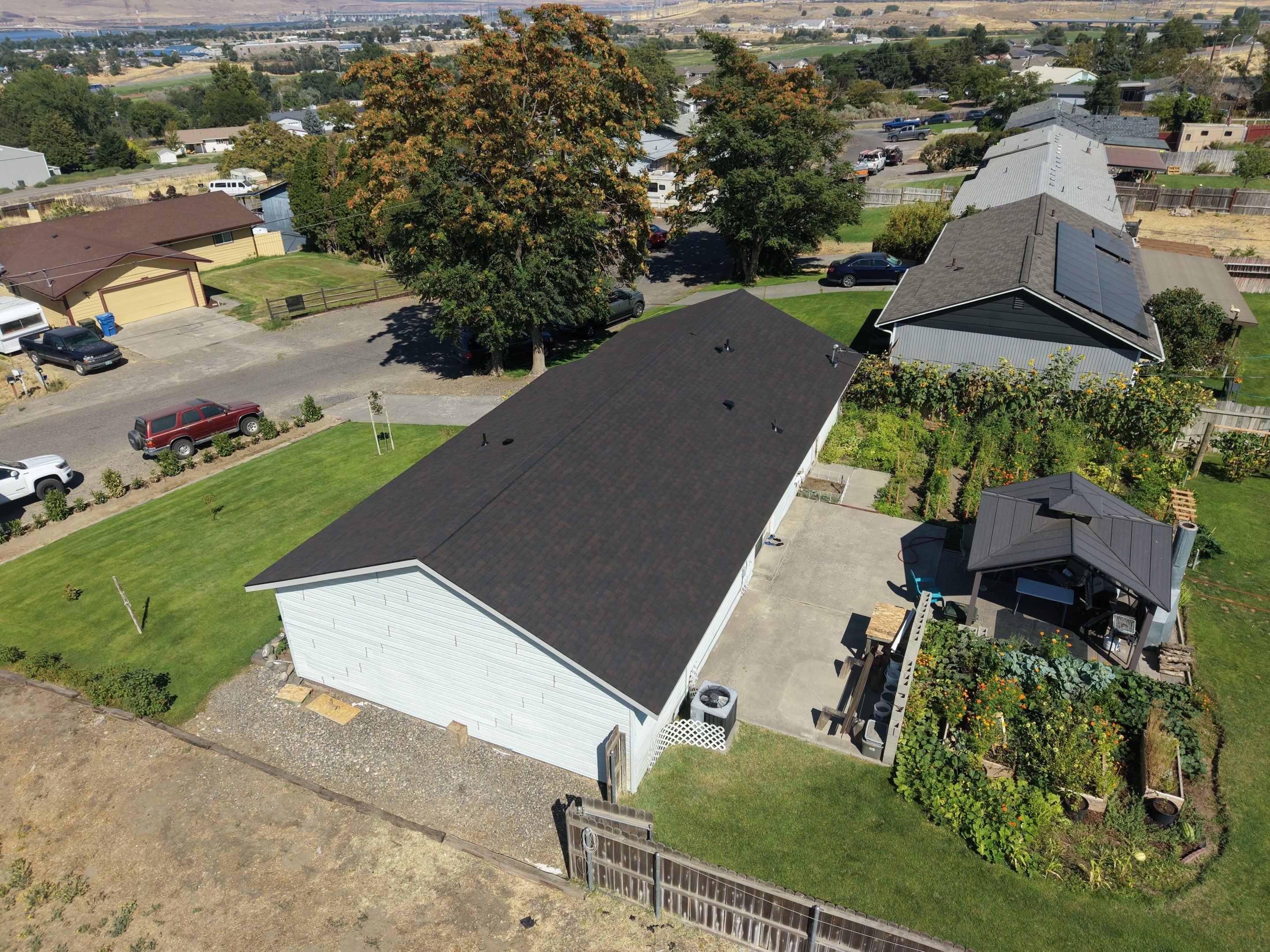 Residential Roofing Installation Featuring CertainTeed Landmark Pro Shingles in Umatilla by Alpine Roofing