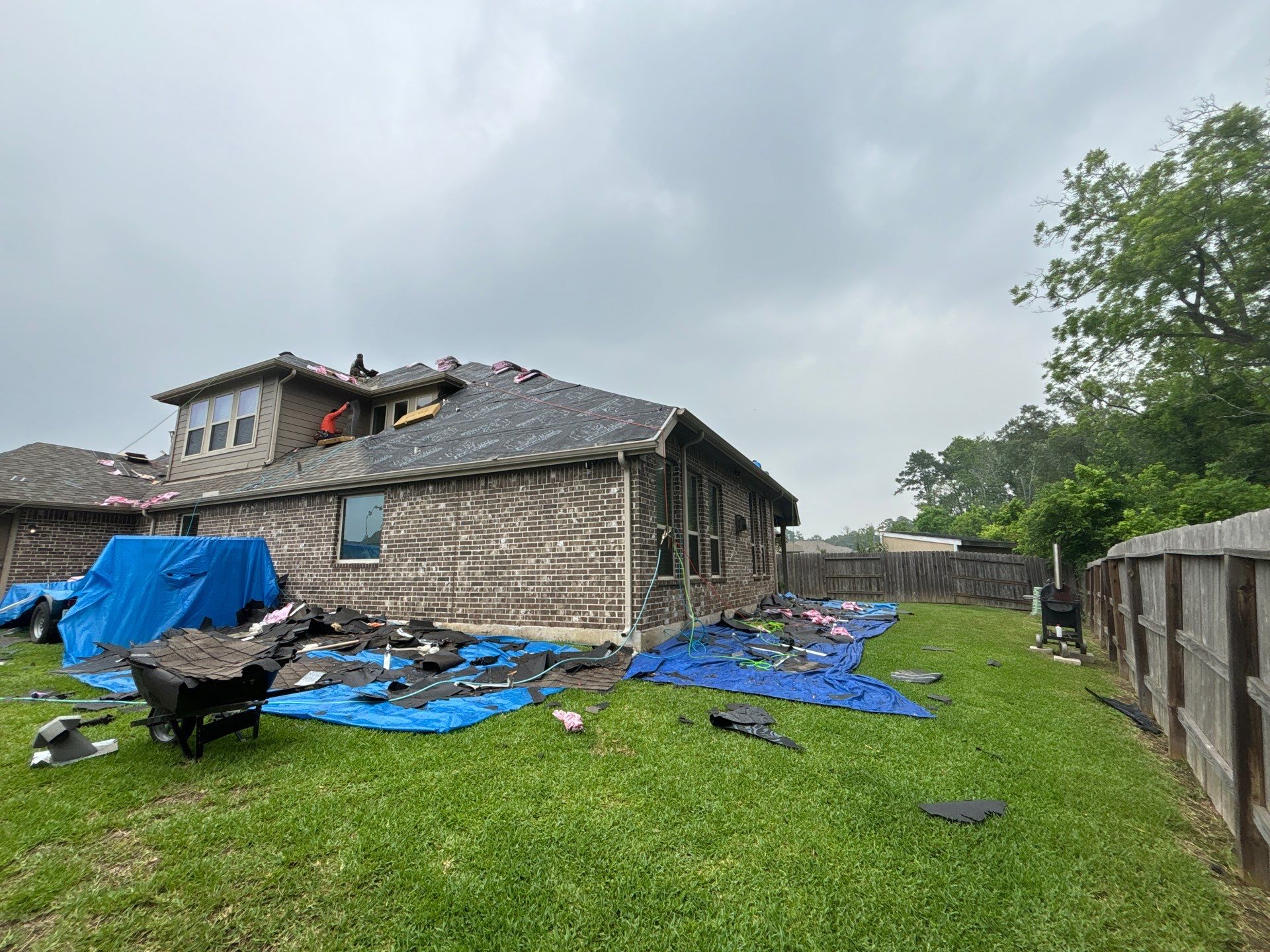 Residential Roofing Installation using Owen's Corning Duration (Lifetime) Shingles by Roof Repair Company
