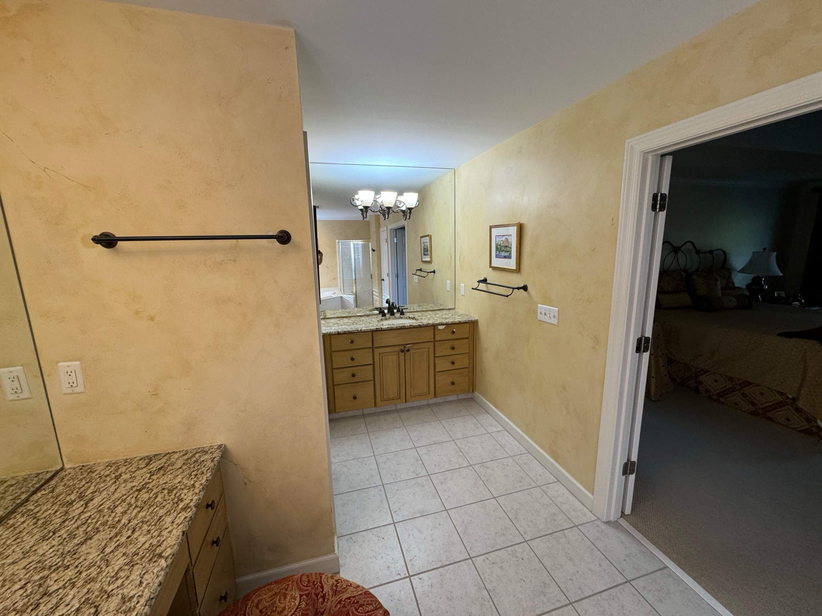 Master bathroom renovation by Prudencio