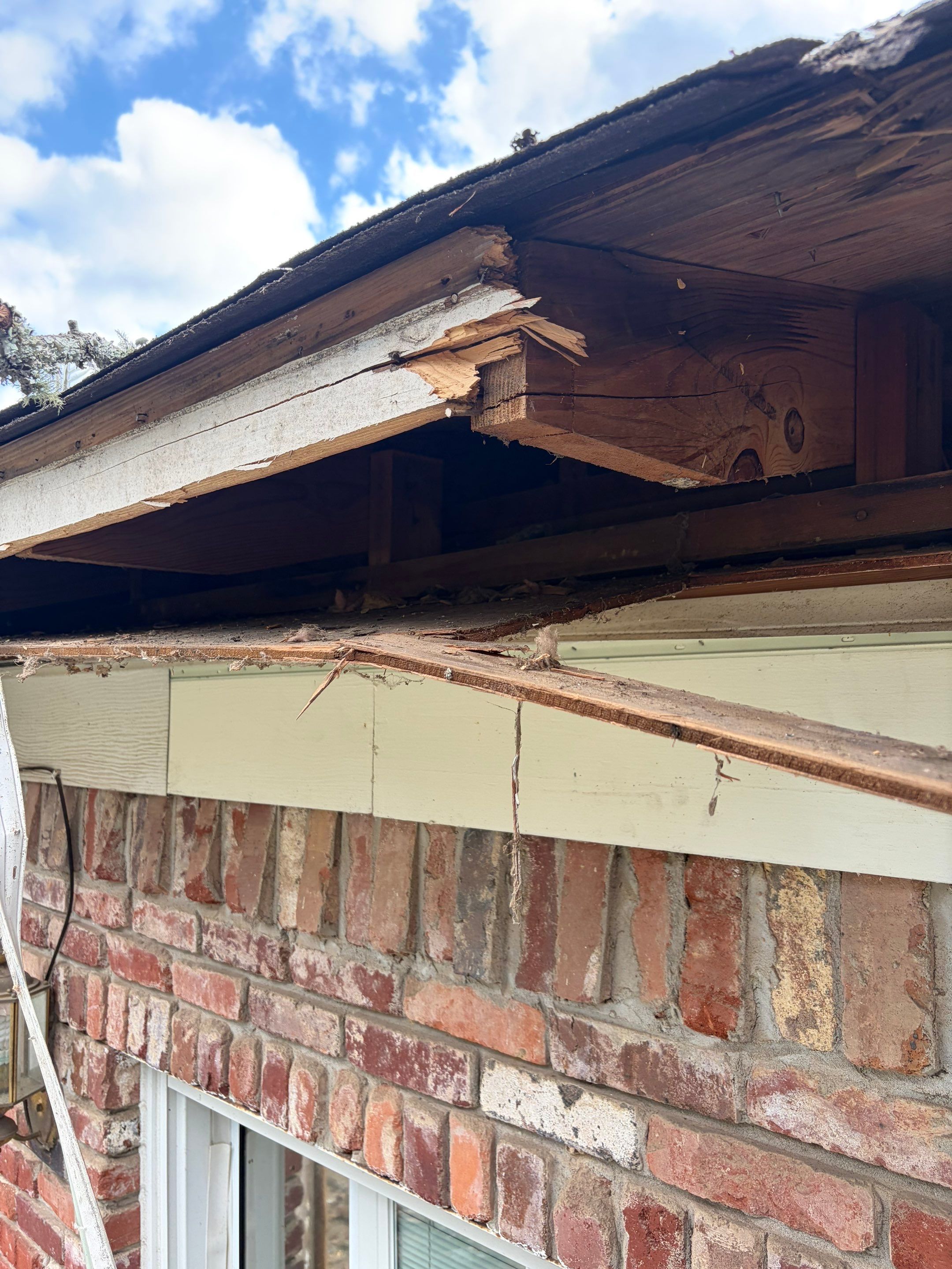 Full Roof Replacement and Storm Damage Restoration in Hot Springs by Temple Roofing and Exteriors