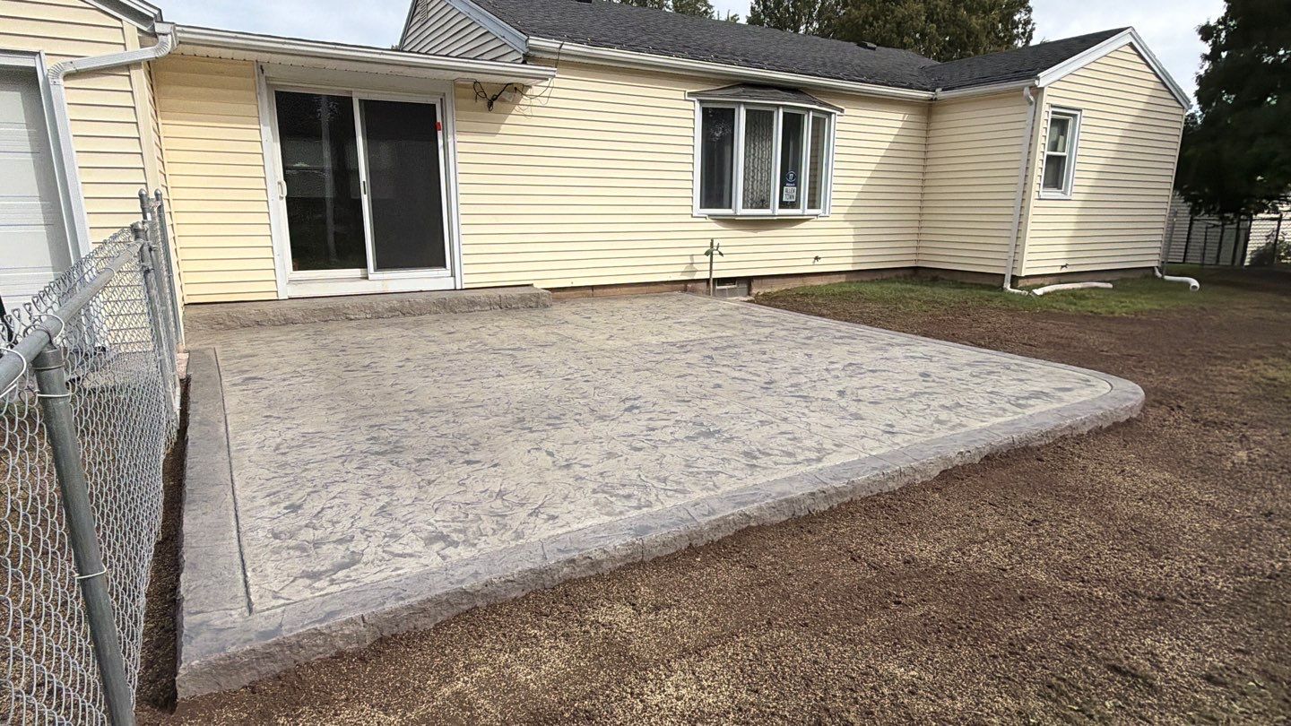 Rochester Oxford Slate Patio with Border  by NG Masonry & Construction LLC