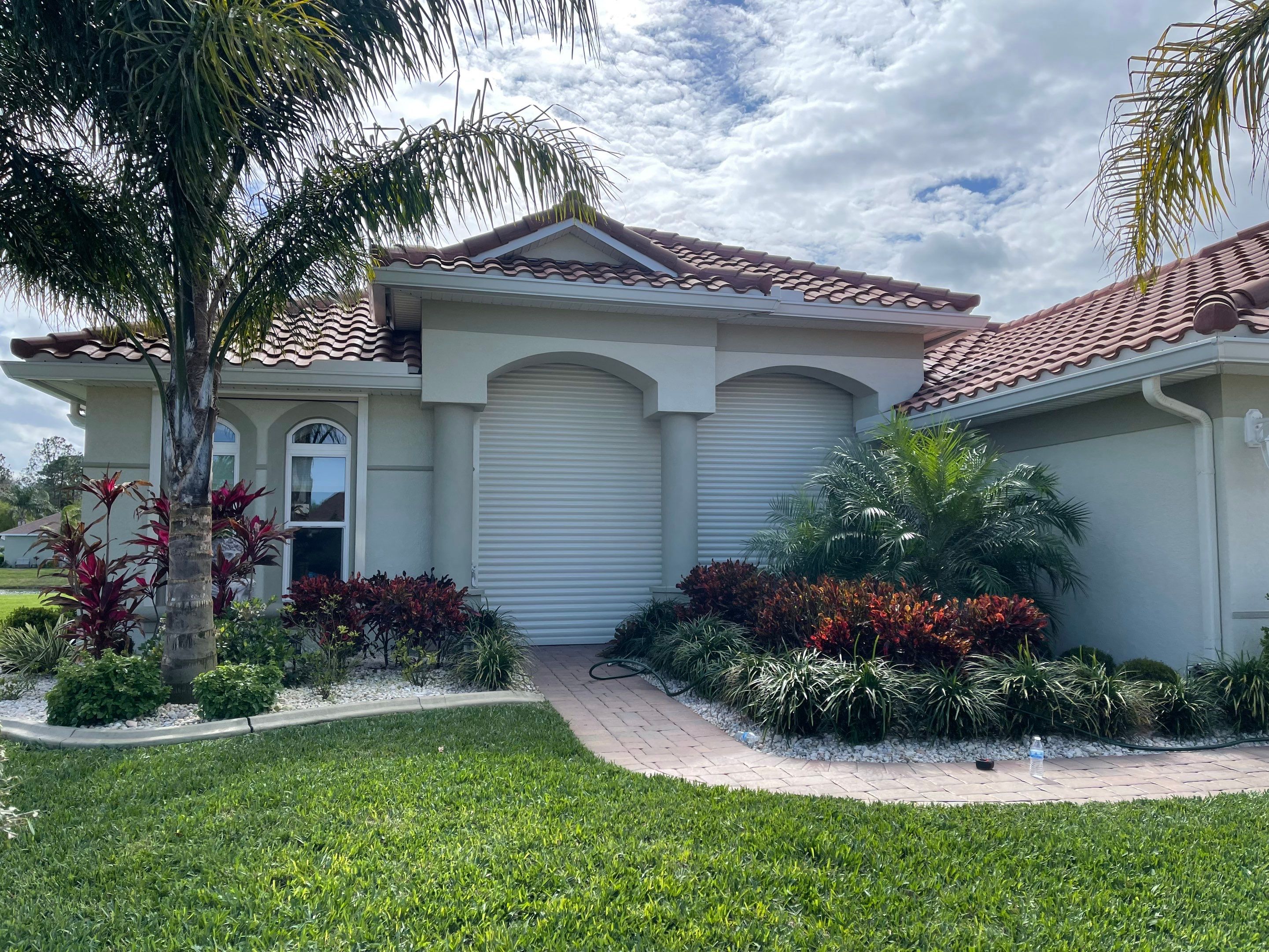 Giant Lanai rolling shutter with hidden roll shutter by Smart Guard Shutters