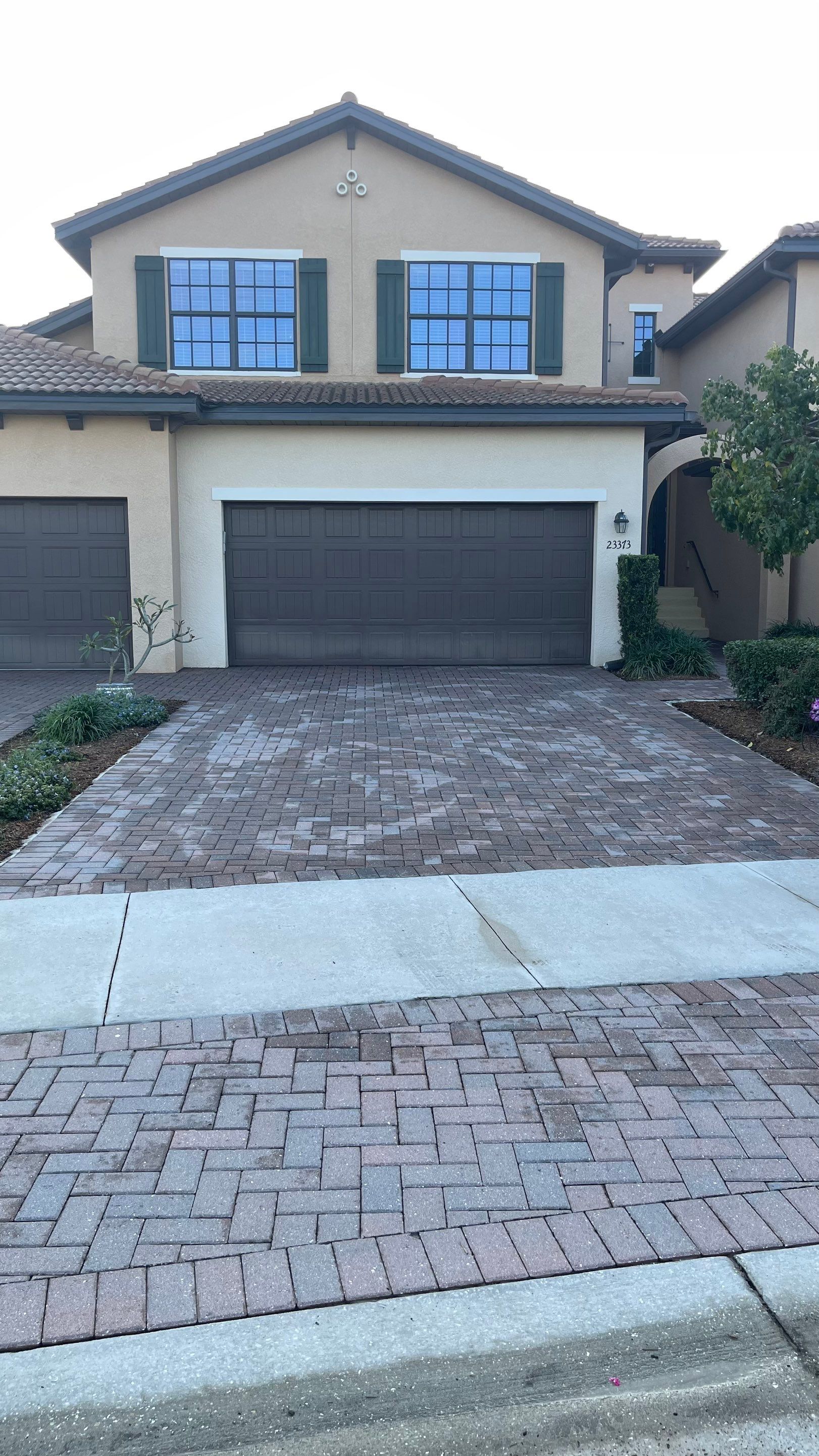 HOA Paver Driveway & Sidewalk Cleaning in Sarasota National, Venice, FL | Sunshine AquaWash by Sunshine AquaWash