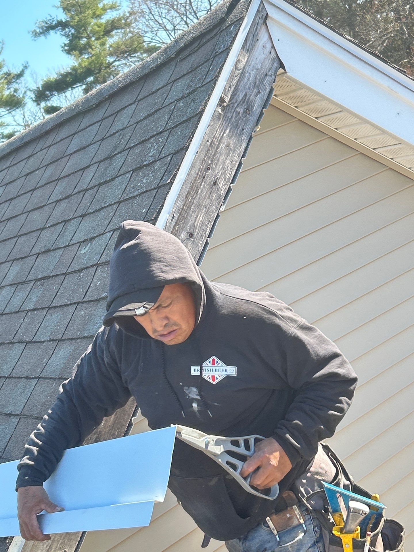 Siding Rake Repair – Littleton, MA by Mighty Dog Roofing of Greater Middlesex County
