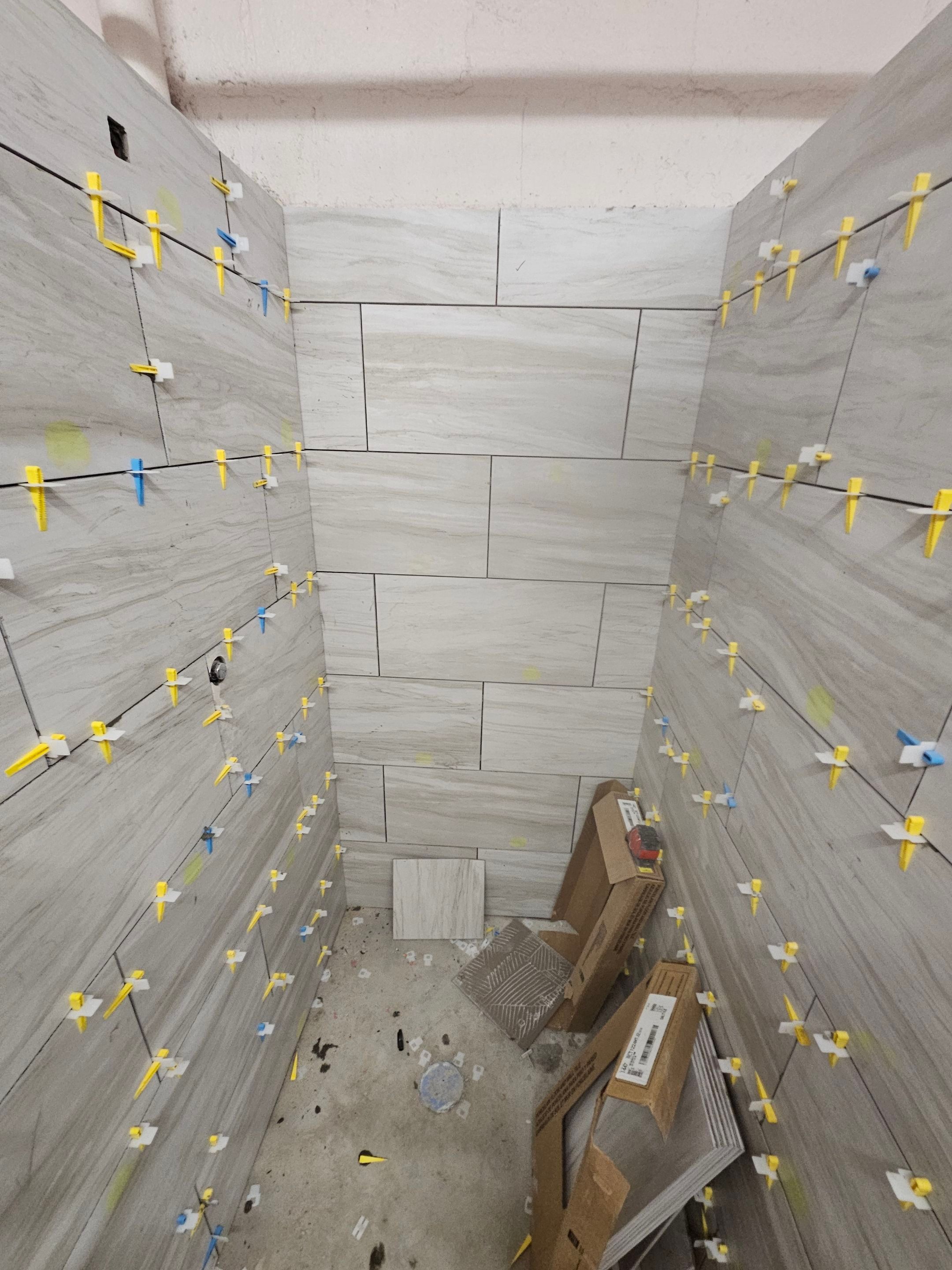 Showers & Storage by EL-GC LLC 