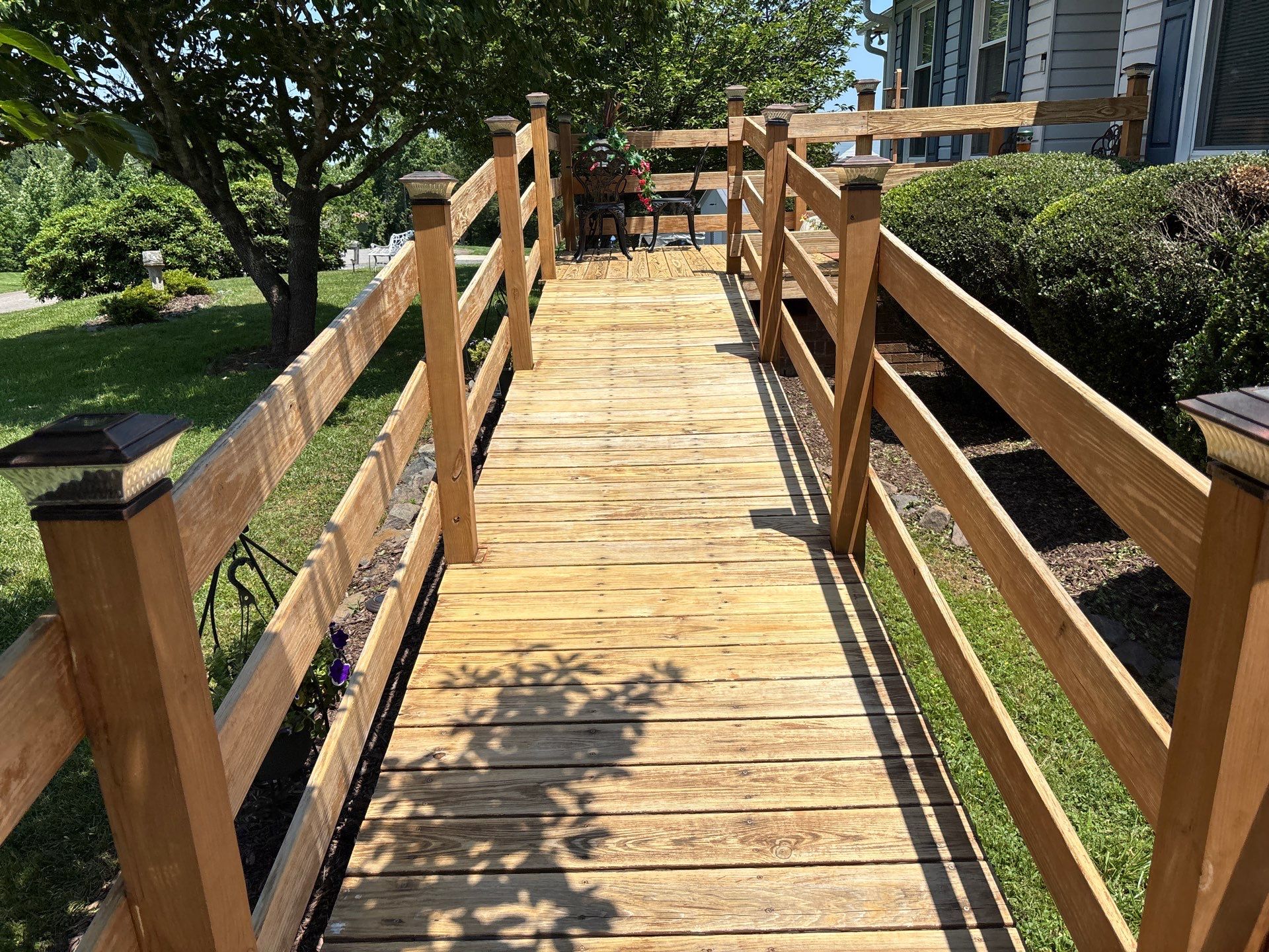 Wood Deck using Wood Sealant by DuraSeal