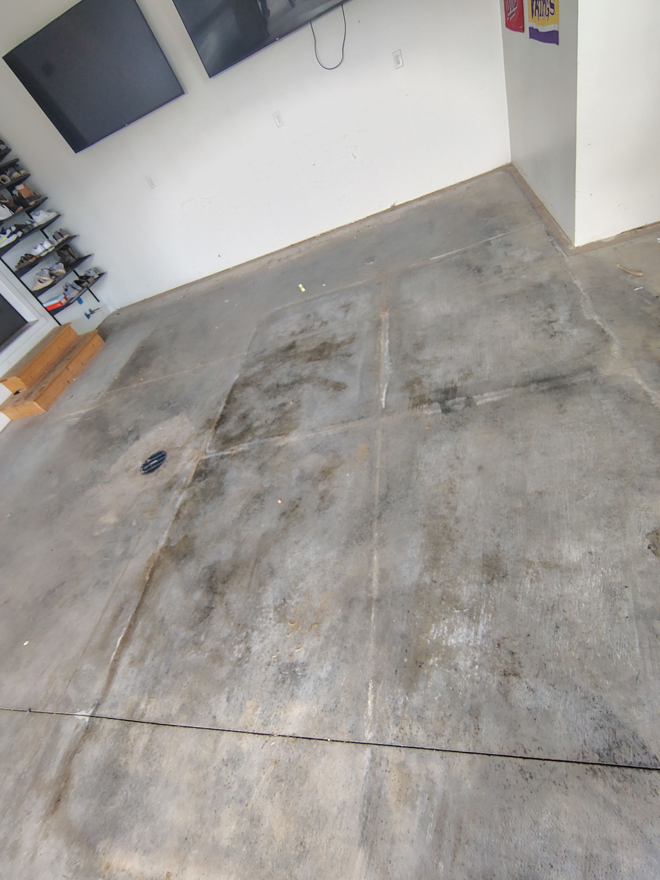 Dell Rapids Multi-Car Garage Concrete Floor Coating and Repair by Select Painting, Coatings & Garage Cabinets