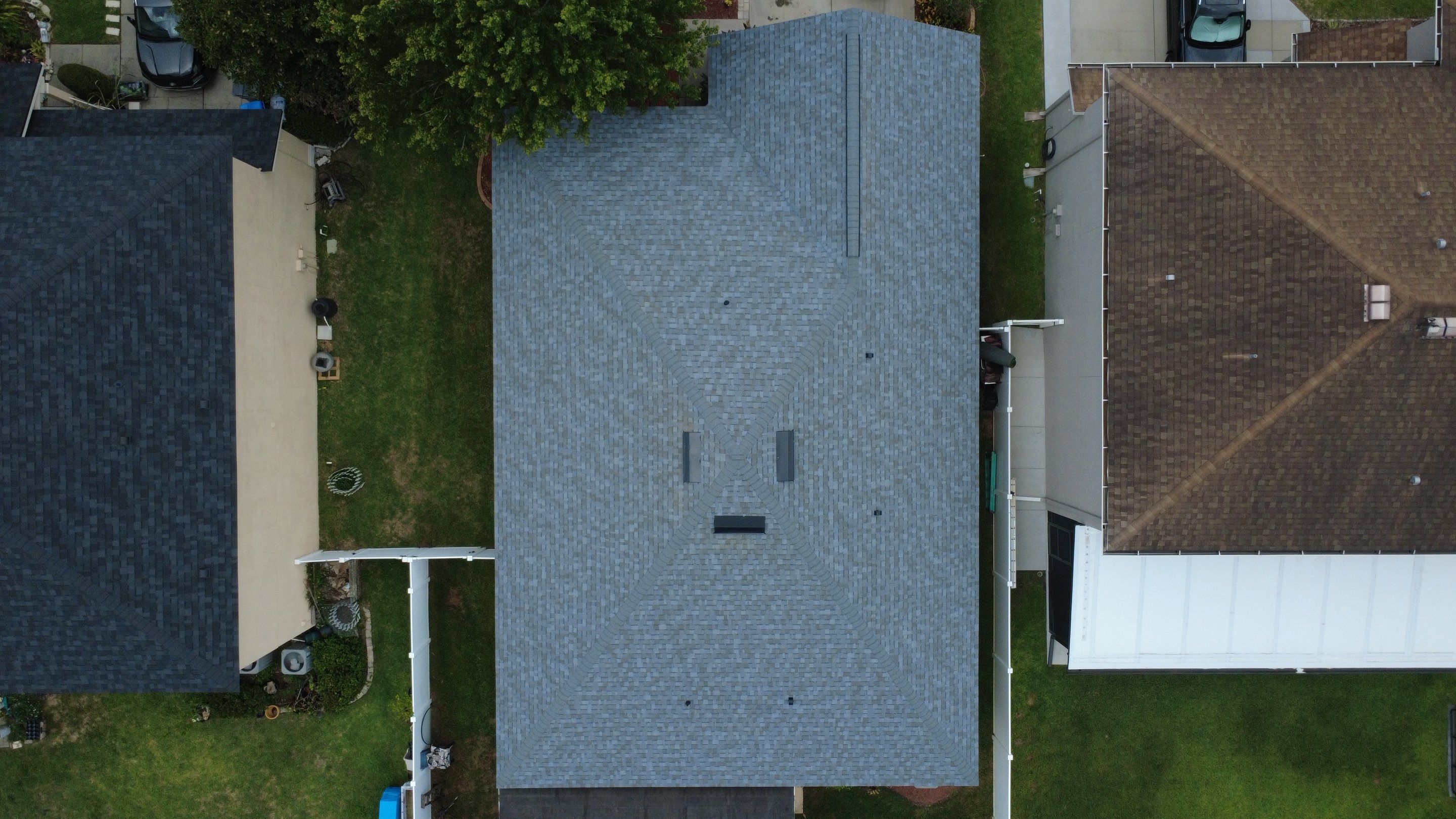 Roof Replacement in Lutz, FL by Steadfast Roofing 
