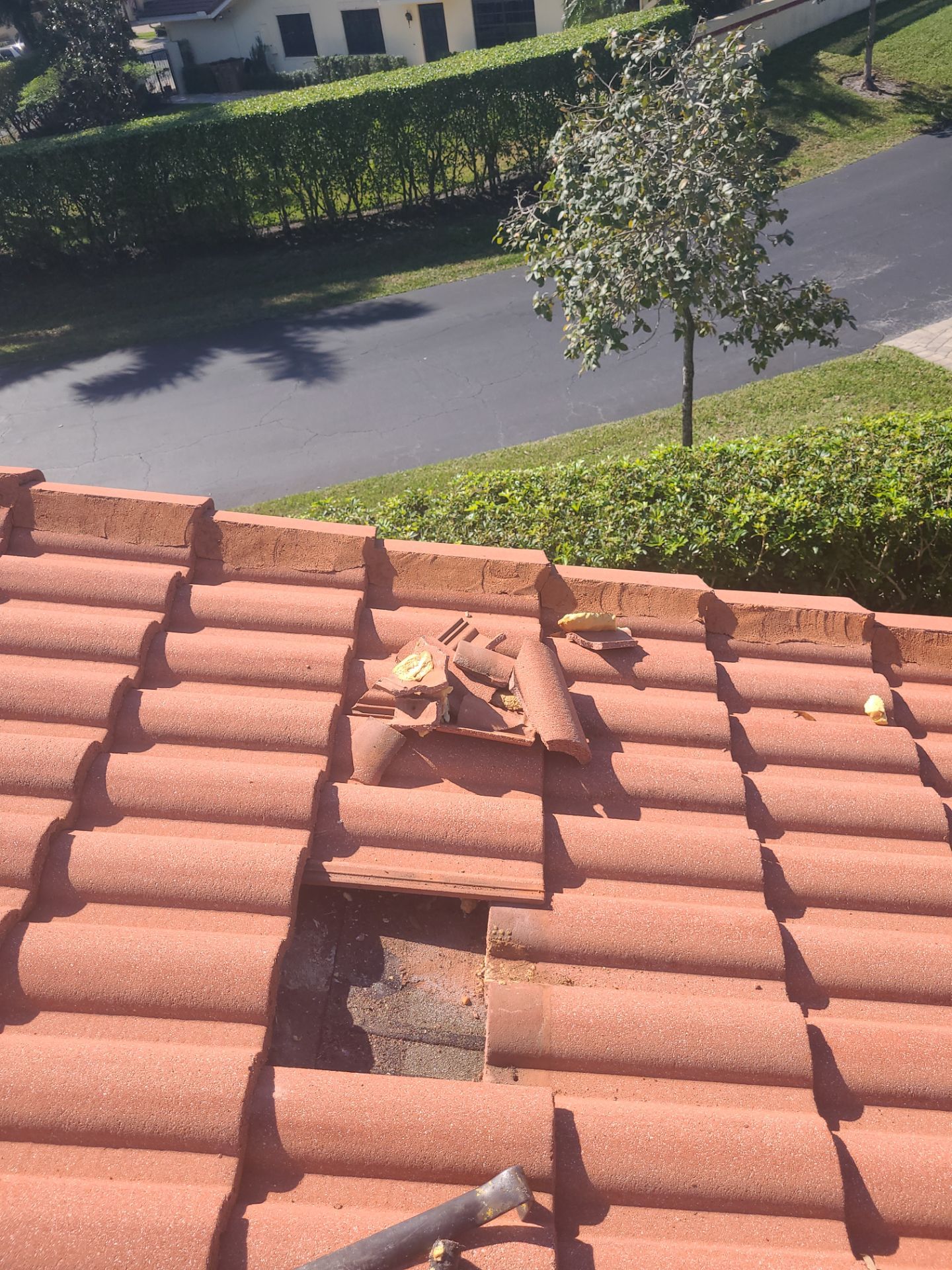 Tile Roof Repair in Deerfield – Expert Craftsmanship & Reliable Service by Aastro Roofing
