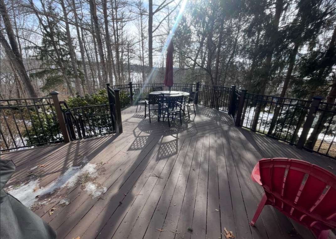 New Deck With a Screened In Porch In Mendham, New Jersey by deck guardian