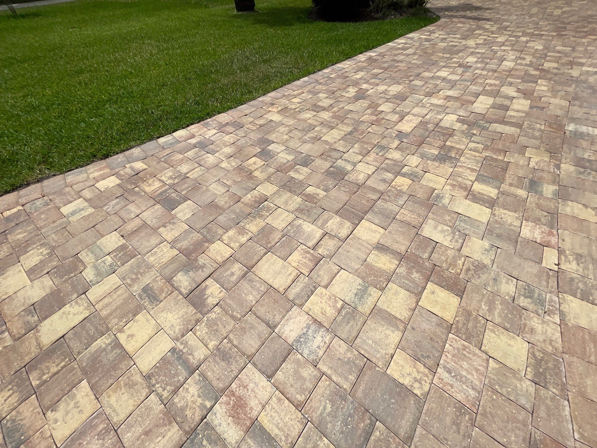 Paver Driveway using Concrete Sealant by DuraSeal