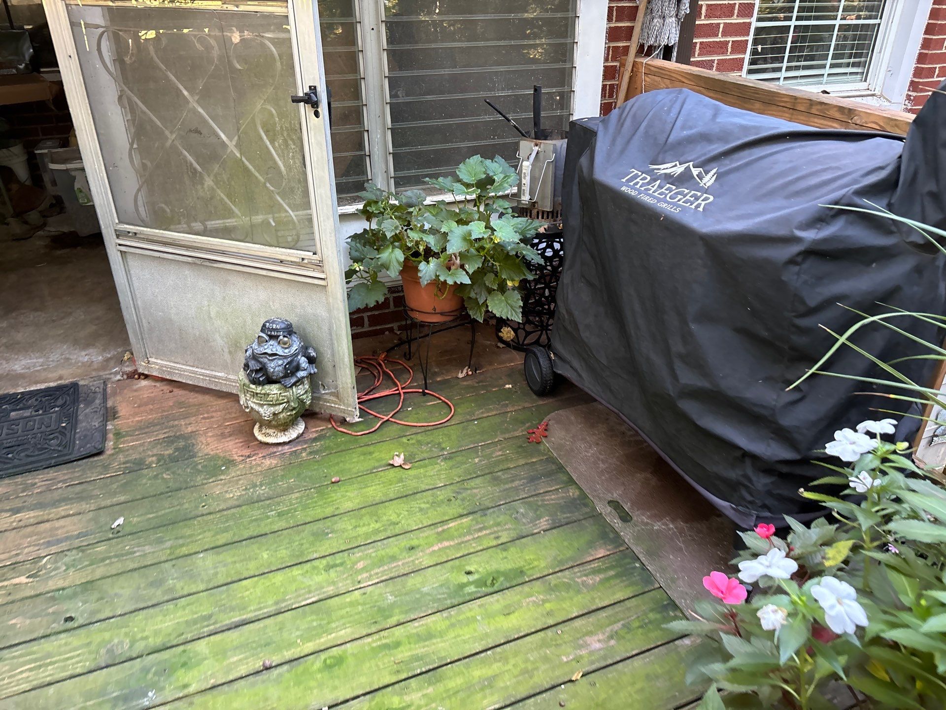 Weathered Deck using Wood Sealant by DuraSeal