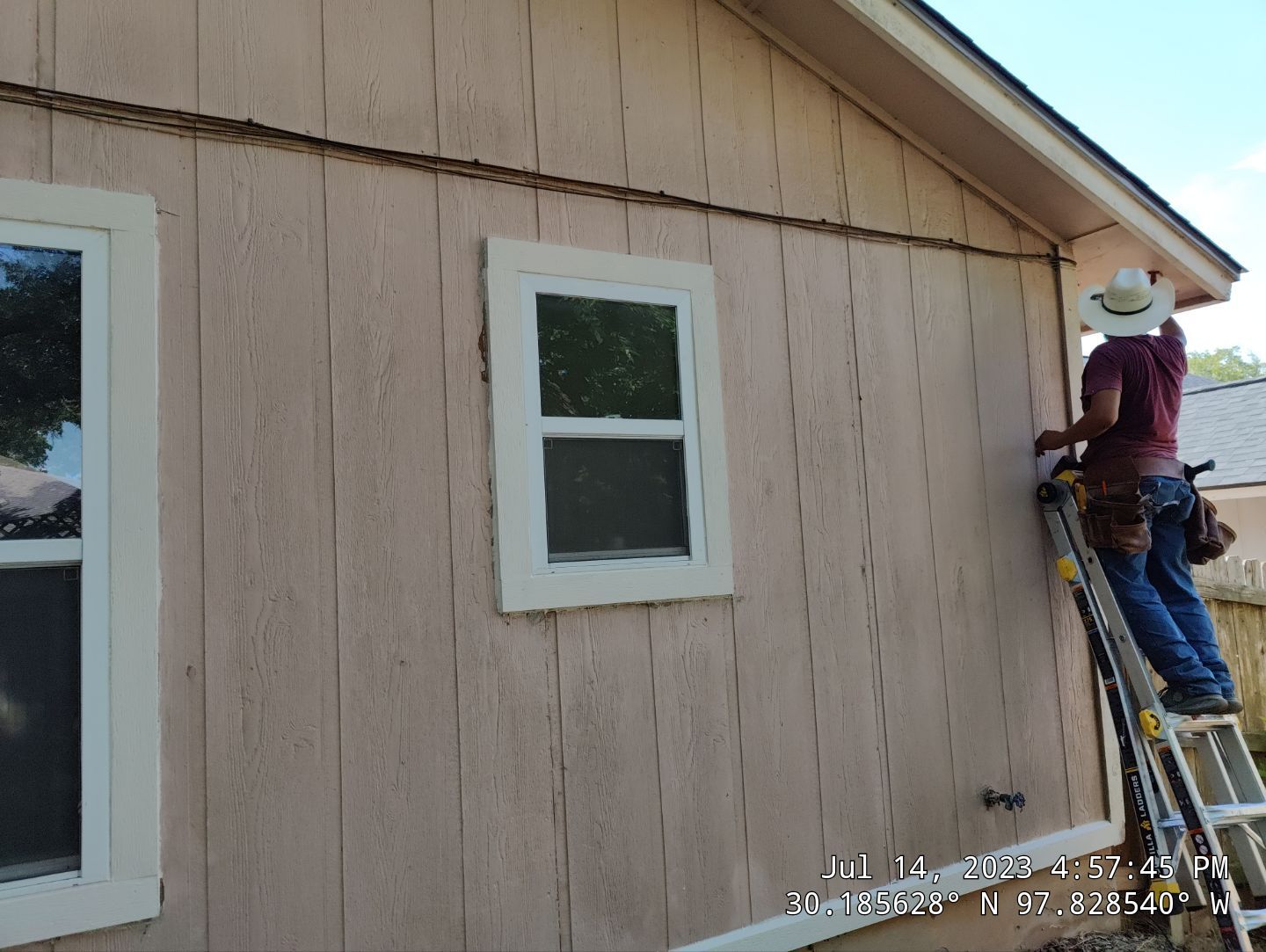 Residential Roofing Installation using Owens Corning Oakridge Estate Grey by DeZign Roofing & Exteriors