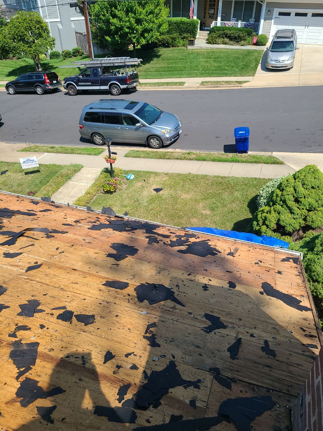 Arlington: Roof Replacement with CertainTeed Landmark Pro in Max Def Georgetown Gray by RM Banning, Inc.